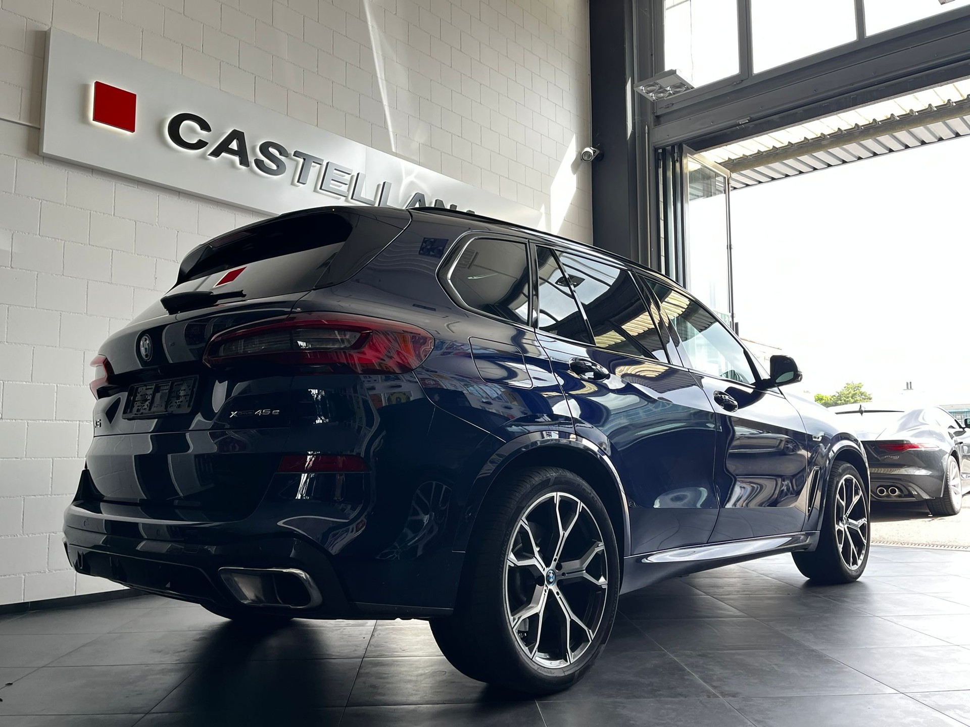 BMW X5 xDrive45e M Sport-image-6