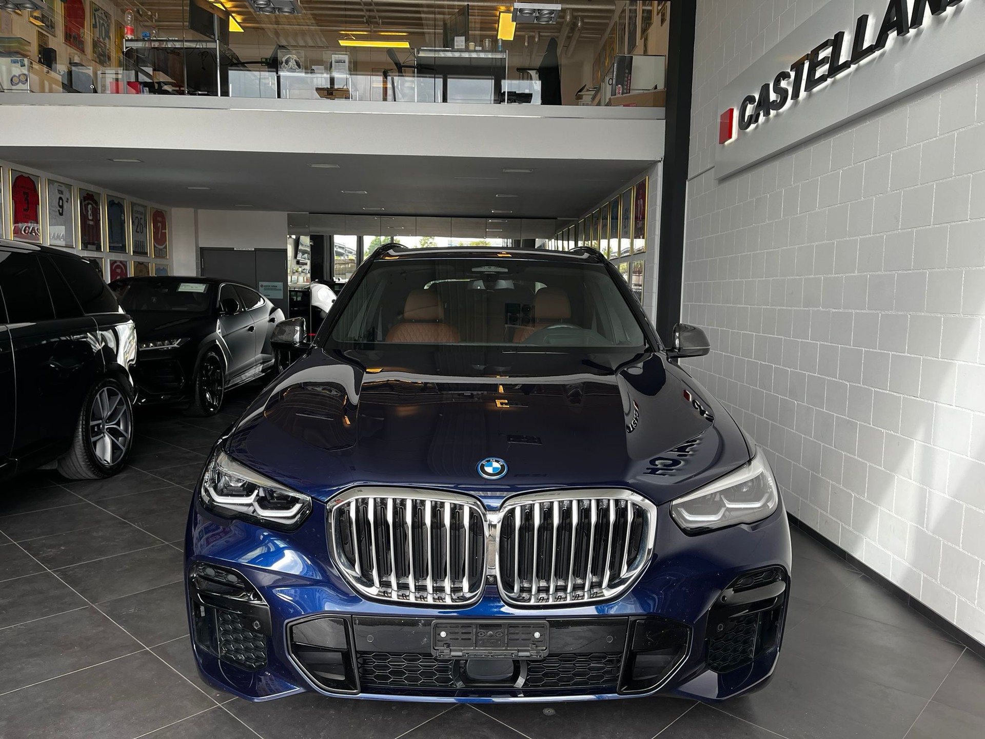 BMW X5 xDrive45e M Sport-image-2