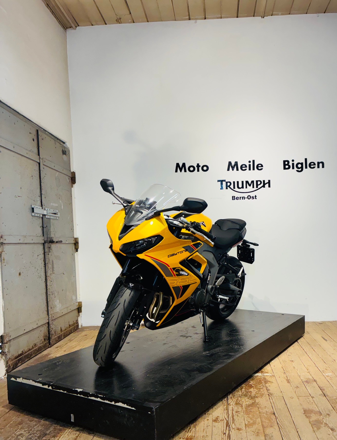 TRIUMPH Daytona 660