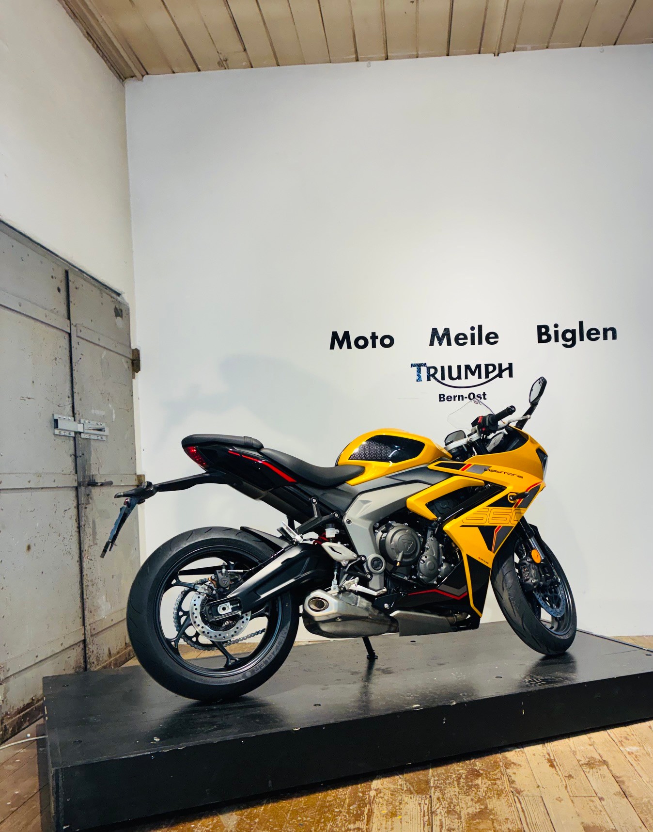 TRIUMPH Daytona 660-image-4