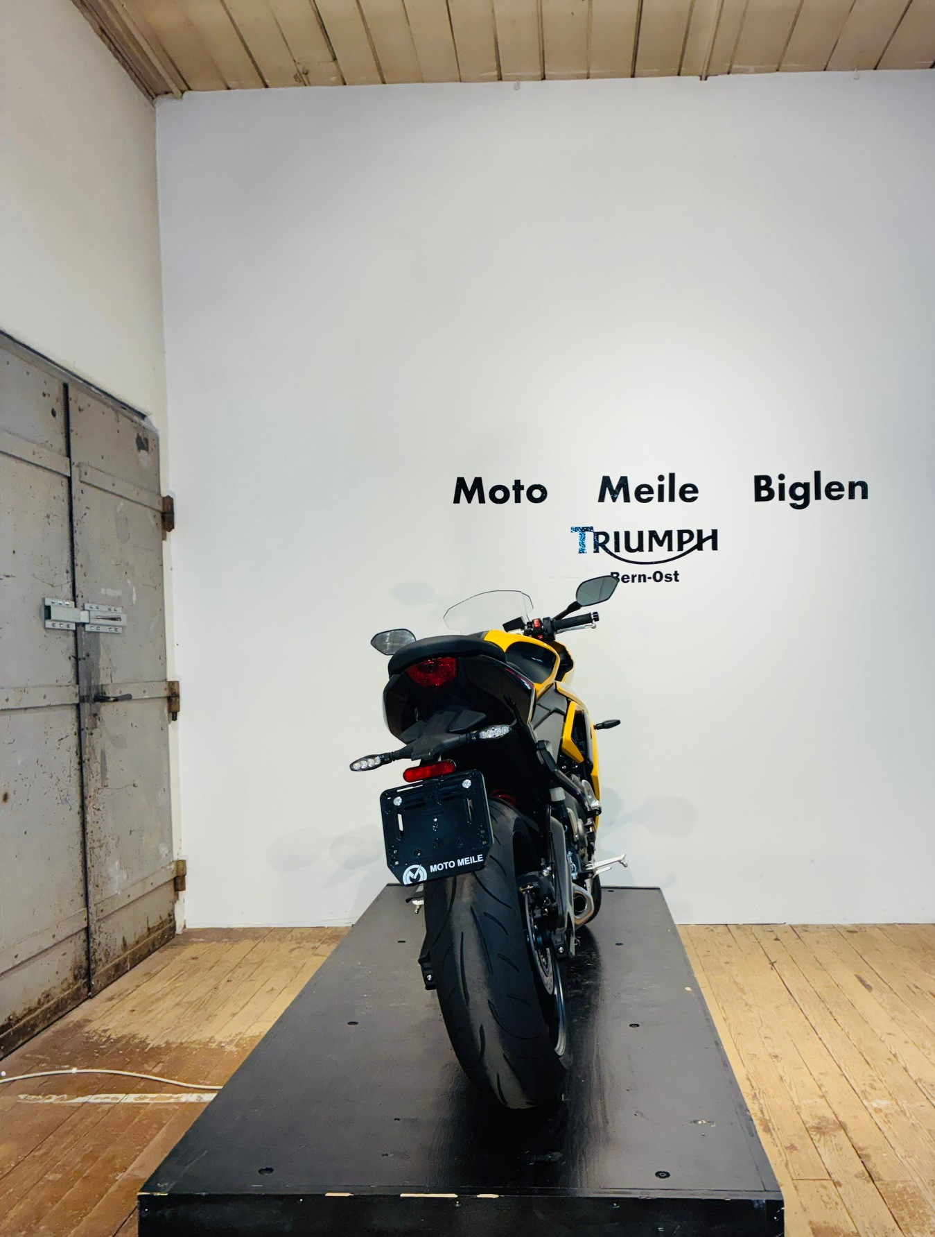TRIUMPH Daytona 660-image-8