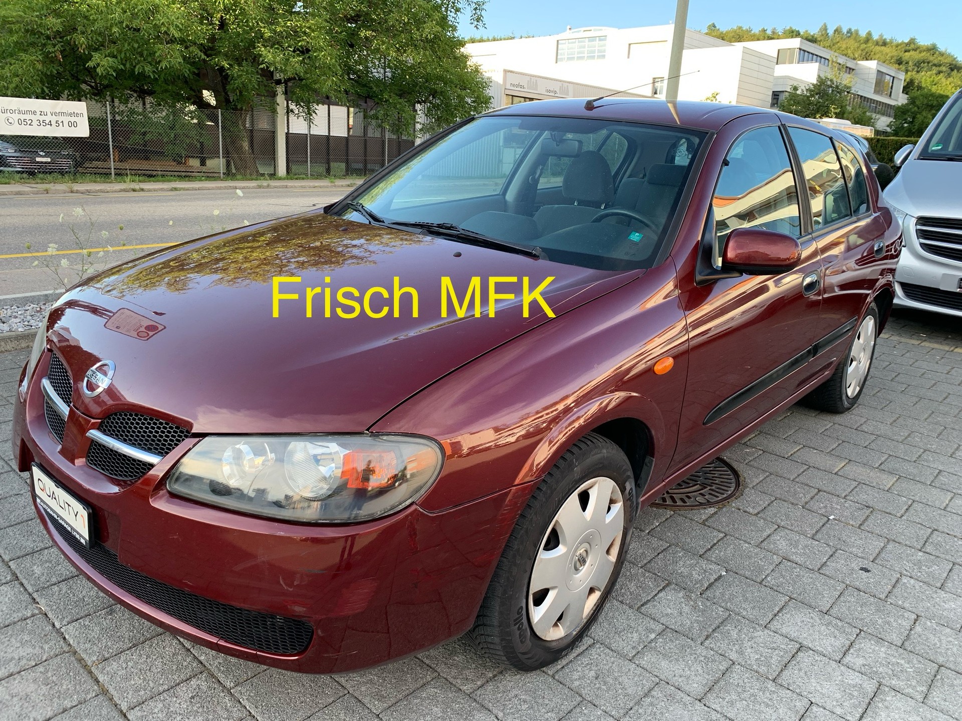 NISSAN Almera 1.5 16V visia-image-0