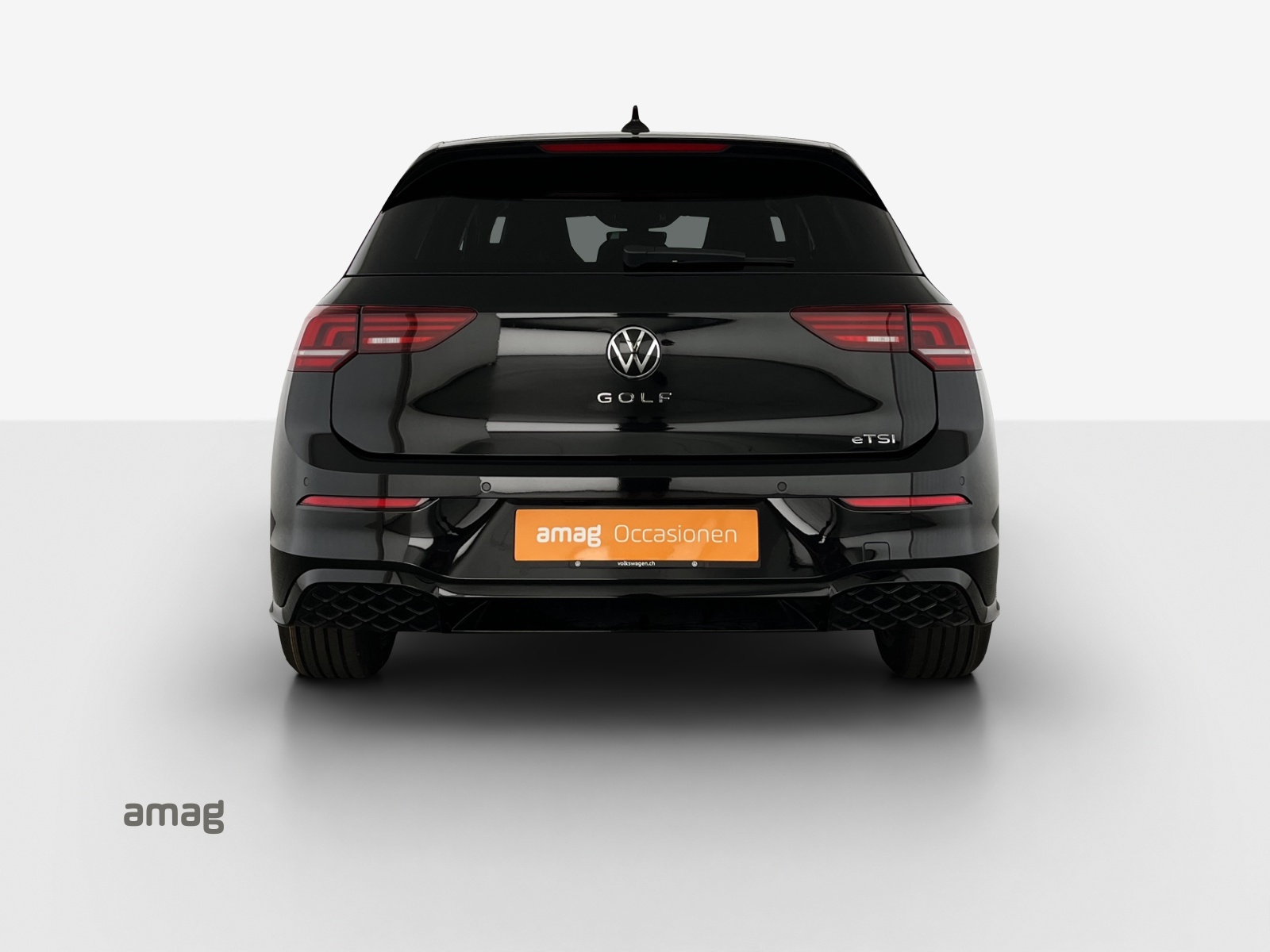 VW Golf 1.5 e TSI mHEV R-Line DSG-image-3