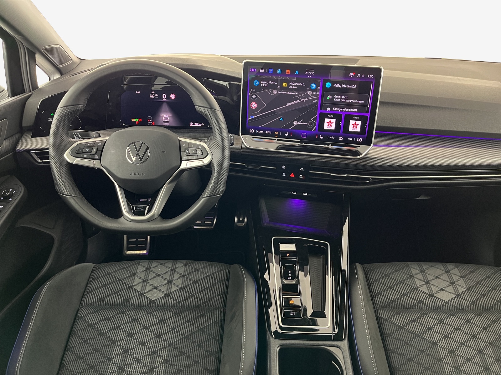 VW Golf 1.5 e TSI mHEV R-Line DSG-image-8