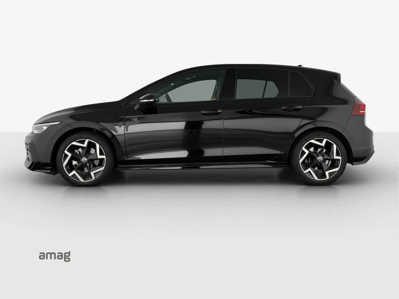 VW Golf 1.5 e TSI mHEV R-Line DSG-image-1