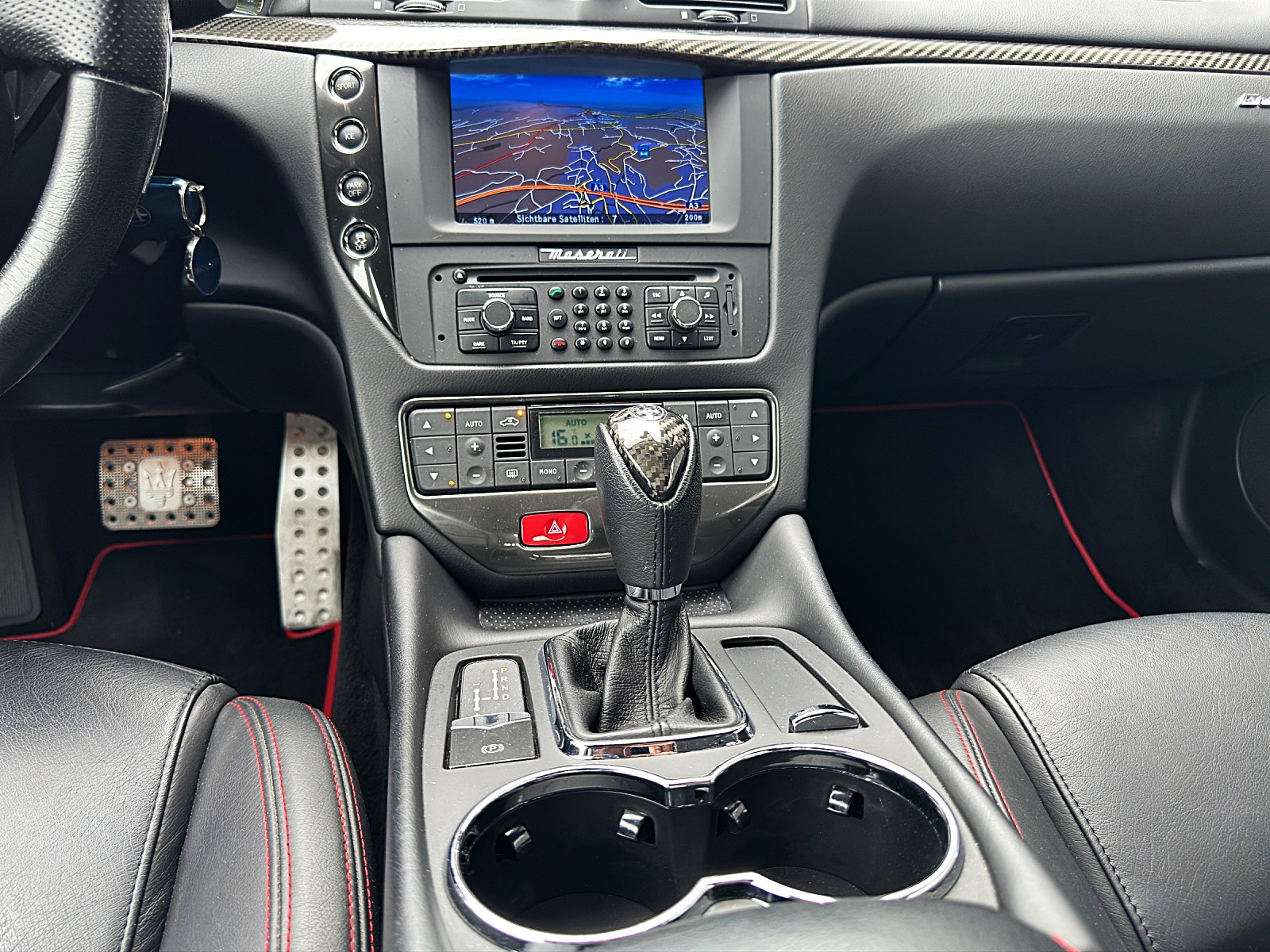 MASERATI Gran Turismo 4.7 V8 Sport / 1 Hand , Top Zustand-image-11