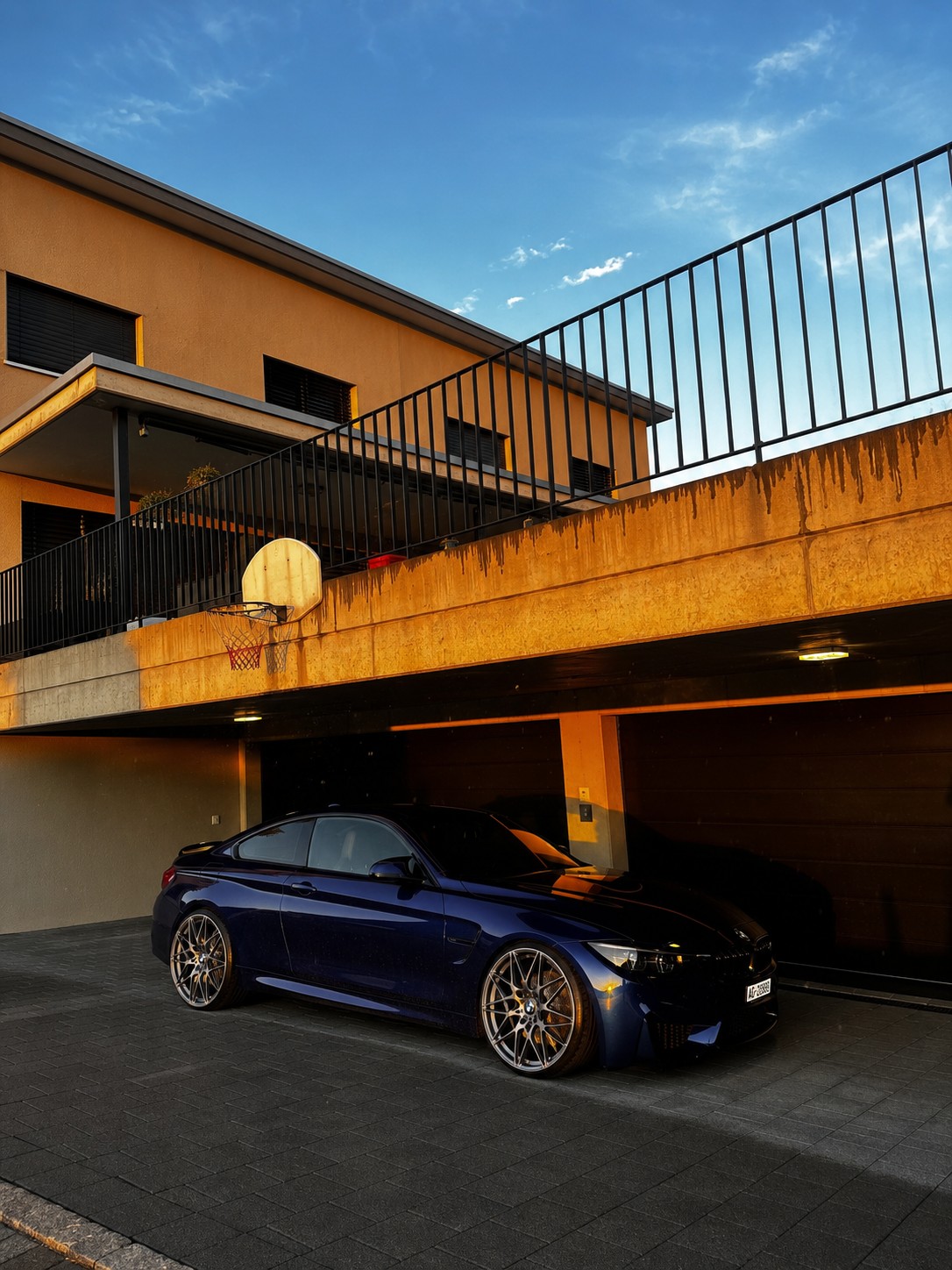 BMW Coupe-image-2