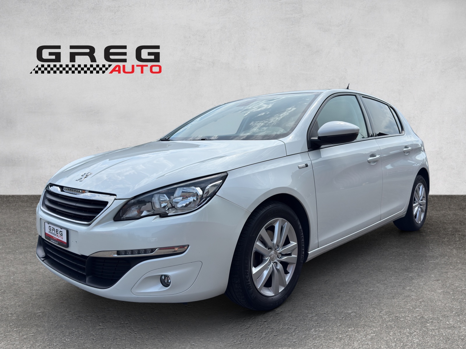 PEUGEOT 1.6 BlueHDI Active Automatic-image-1