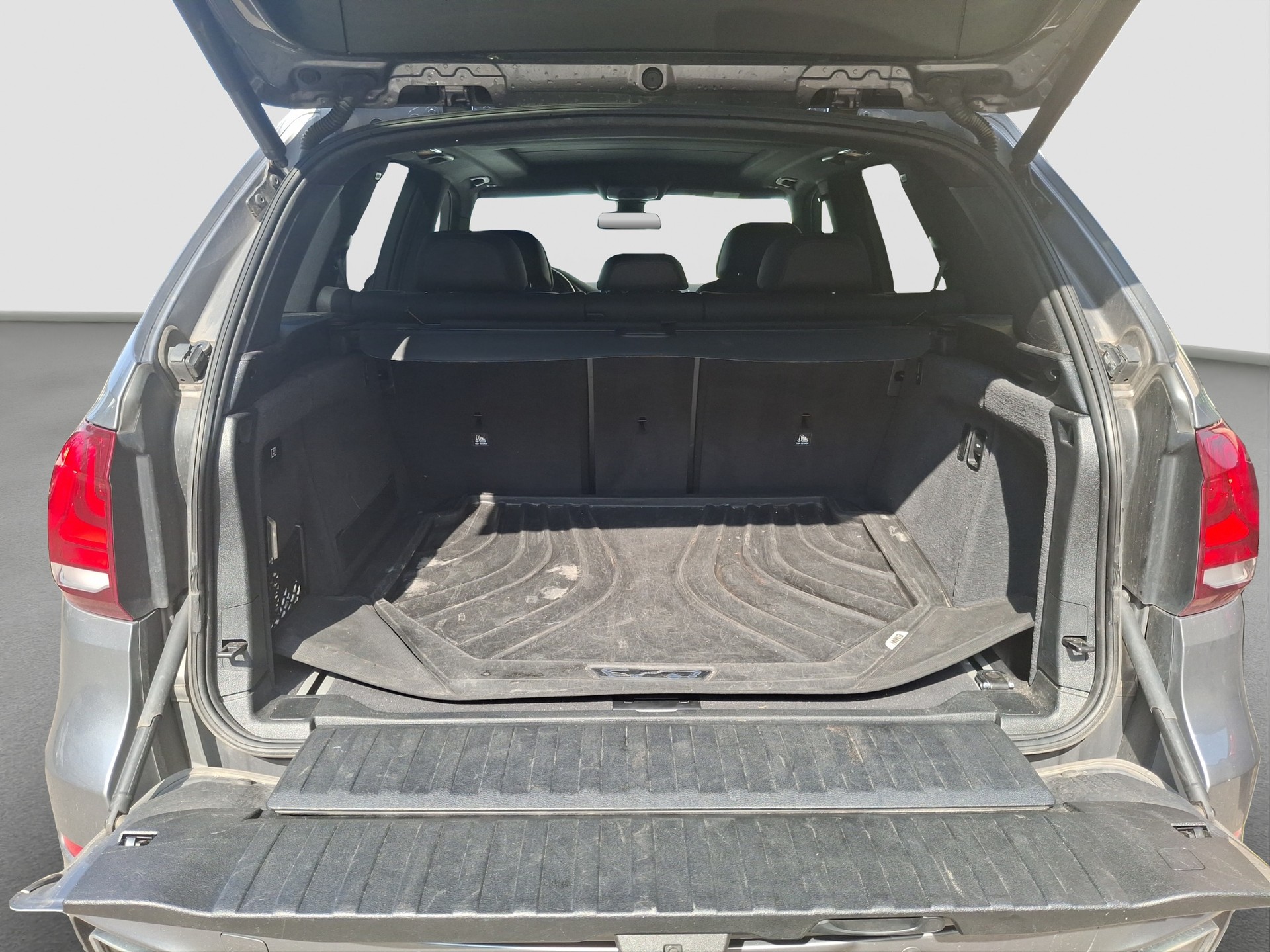 BMW X5 xDrive 40d Steptronic-image-4