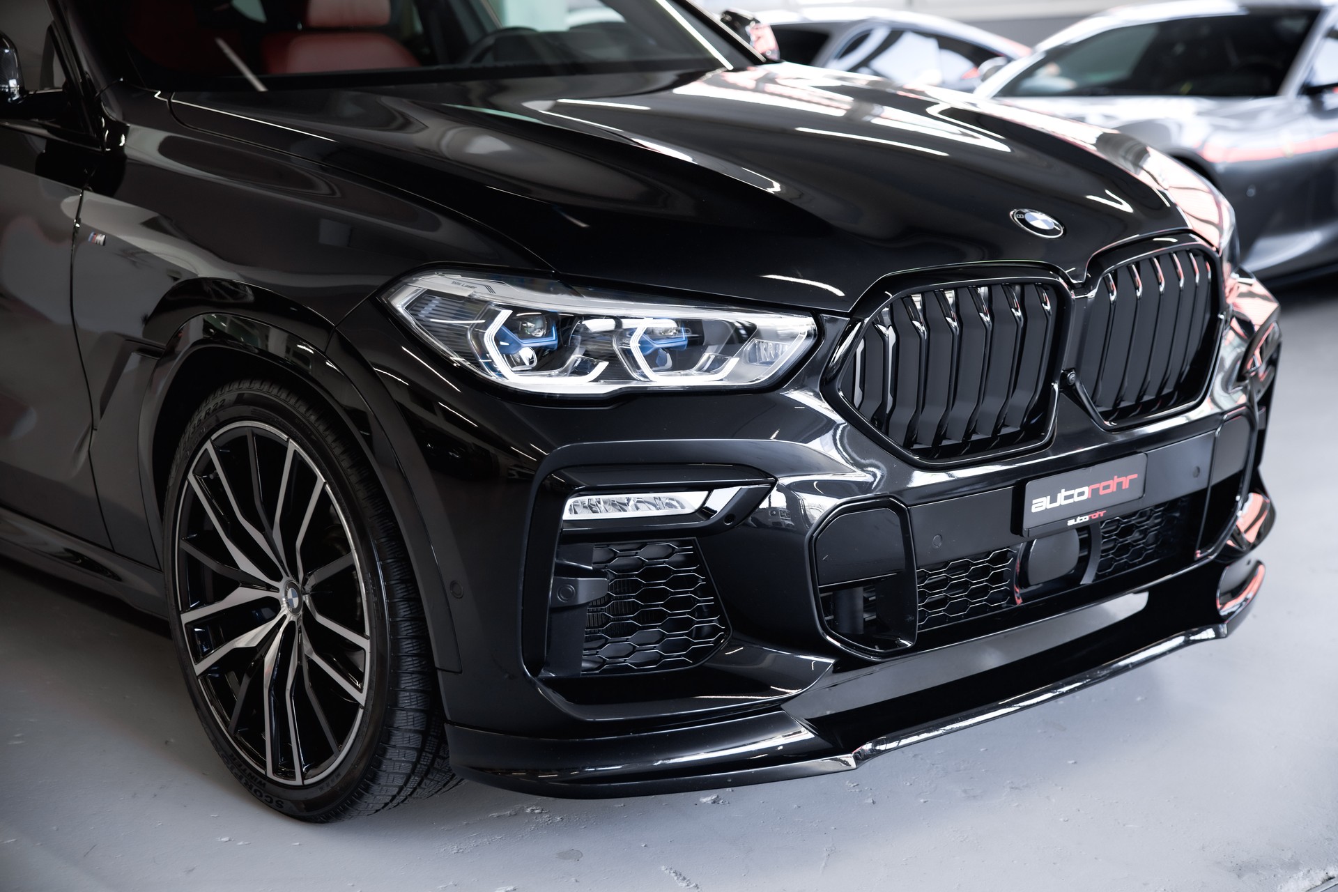 BMW X6 M50d *CH-Fahrzeug mit Gratisservice*-image-9
