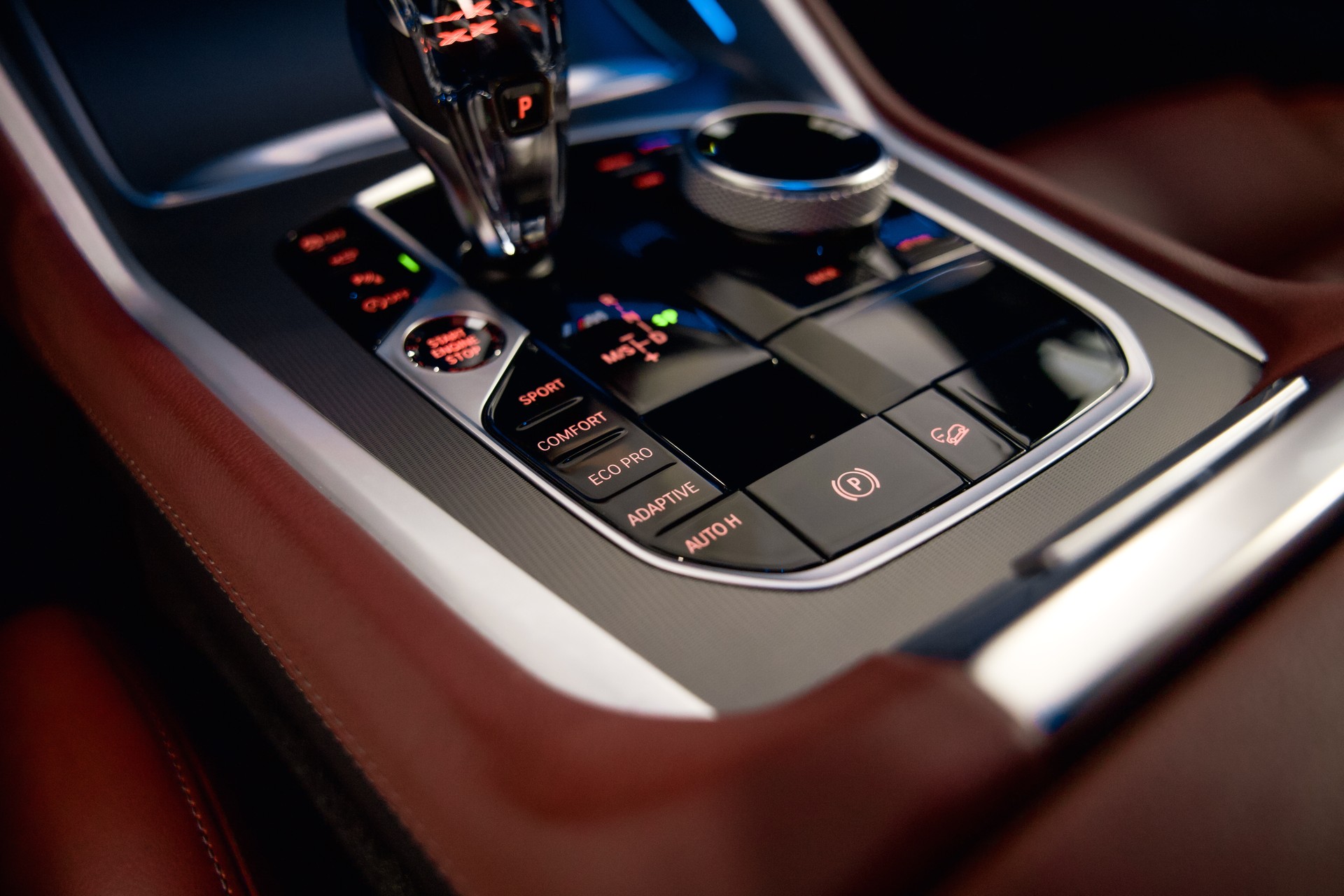 BMW X6 M50d *CH-Fahrzeug mit Gratisservice*-image-32