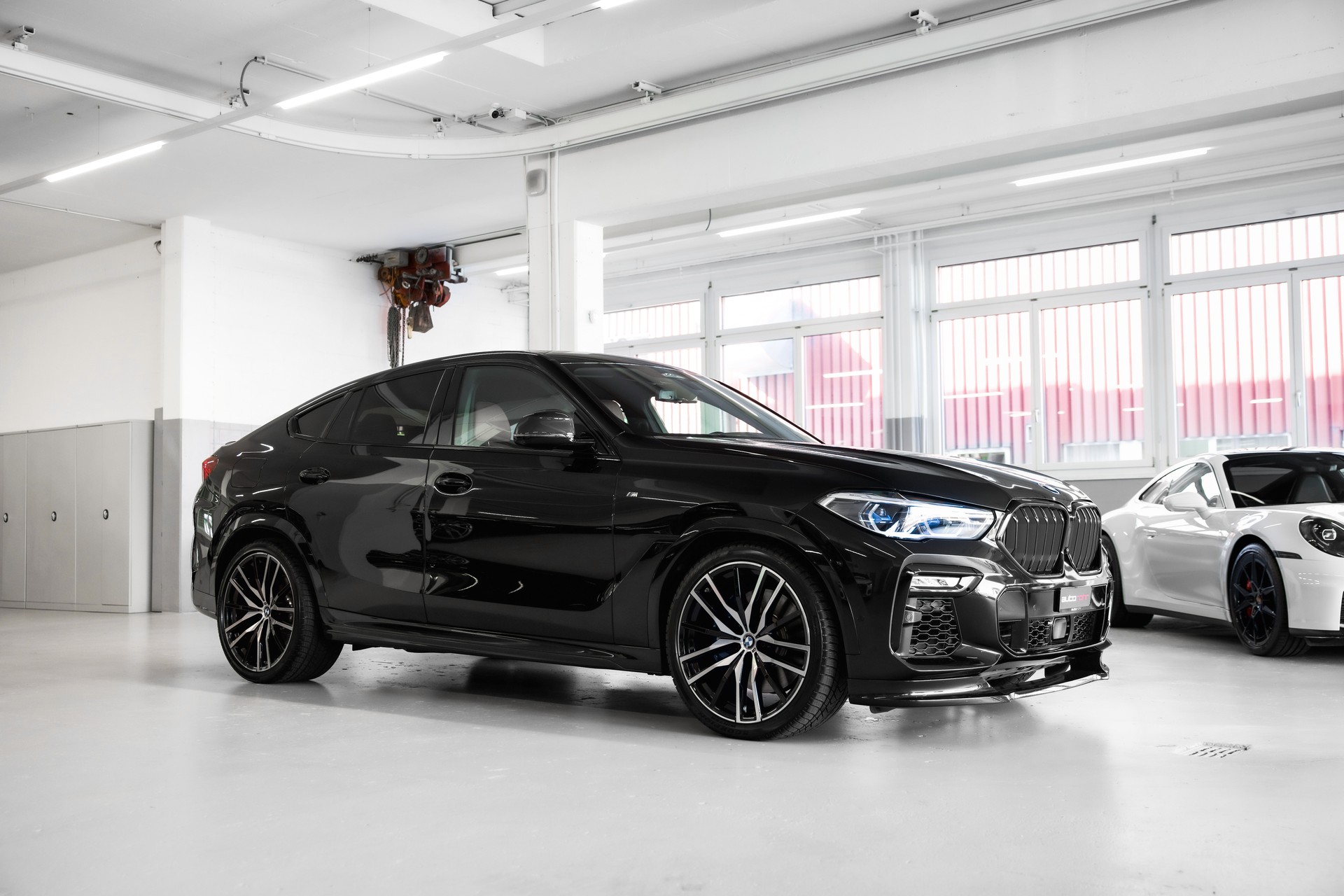 BMW X6 M50d *CH-Fahrzeug mit Gratisservice*-image-0