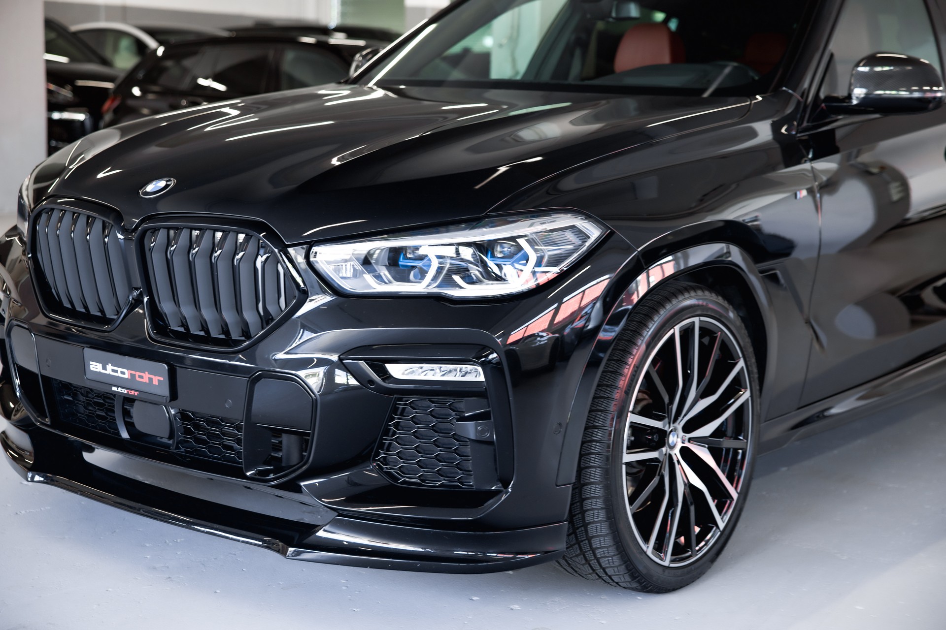 BMW X6 M50d *CH-Fahrzeug mit Gratisservice*-image-8