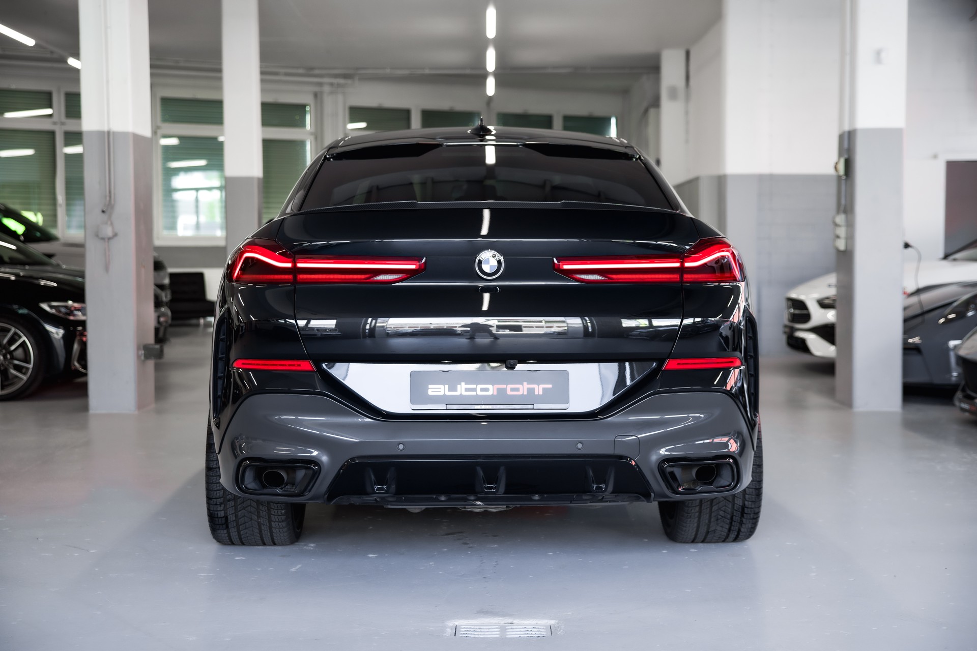 BMW X6 M50d *CH-Fahrzeug mit Gratisservice*-image-5