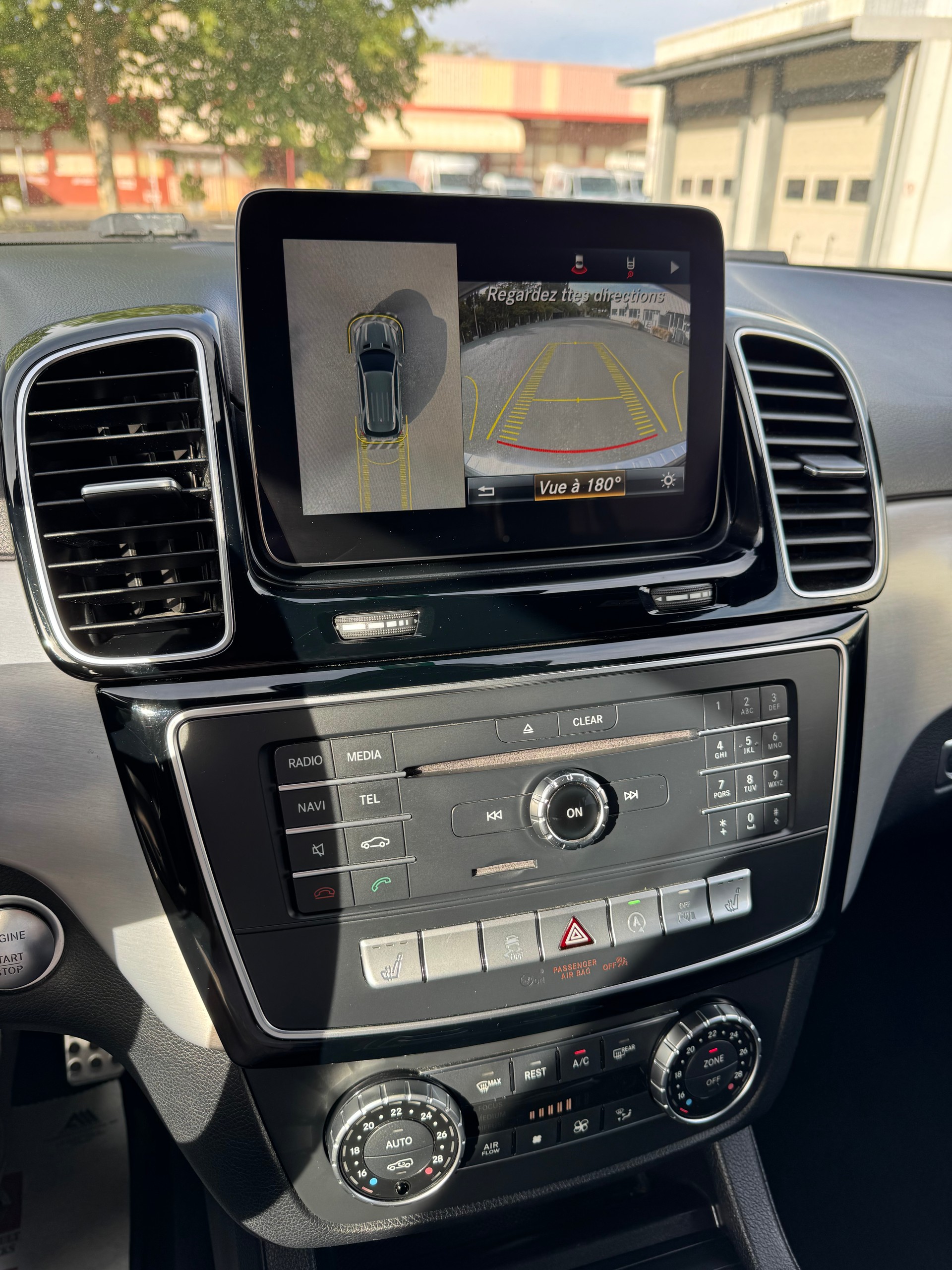 MERCEDES-BENZ GLE 350 d Executive 4Matic 9G-Tronic-image-10