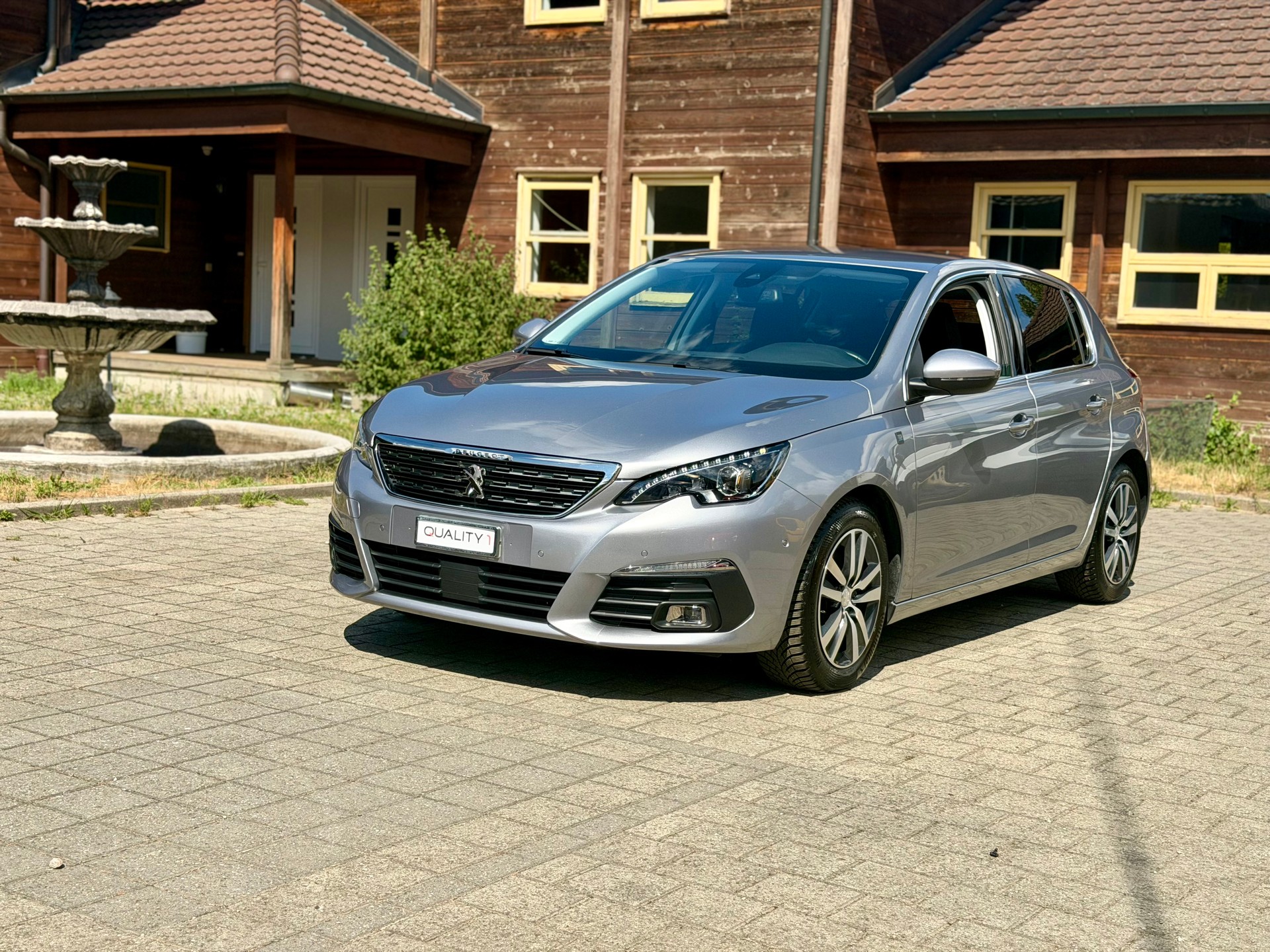 PEUGEOT 308 1.5 BlueHDI GT Line EAT8-image-0
