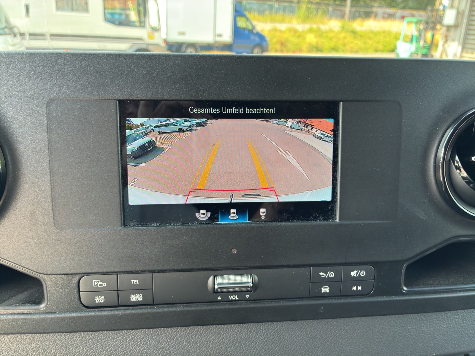MERCEDES-BENZ Sprinter 317 CDI Standard 9G-TRONIC-image-11