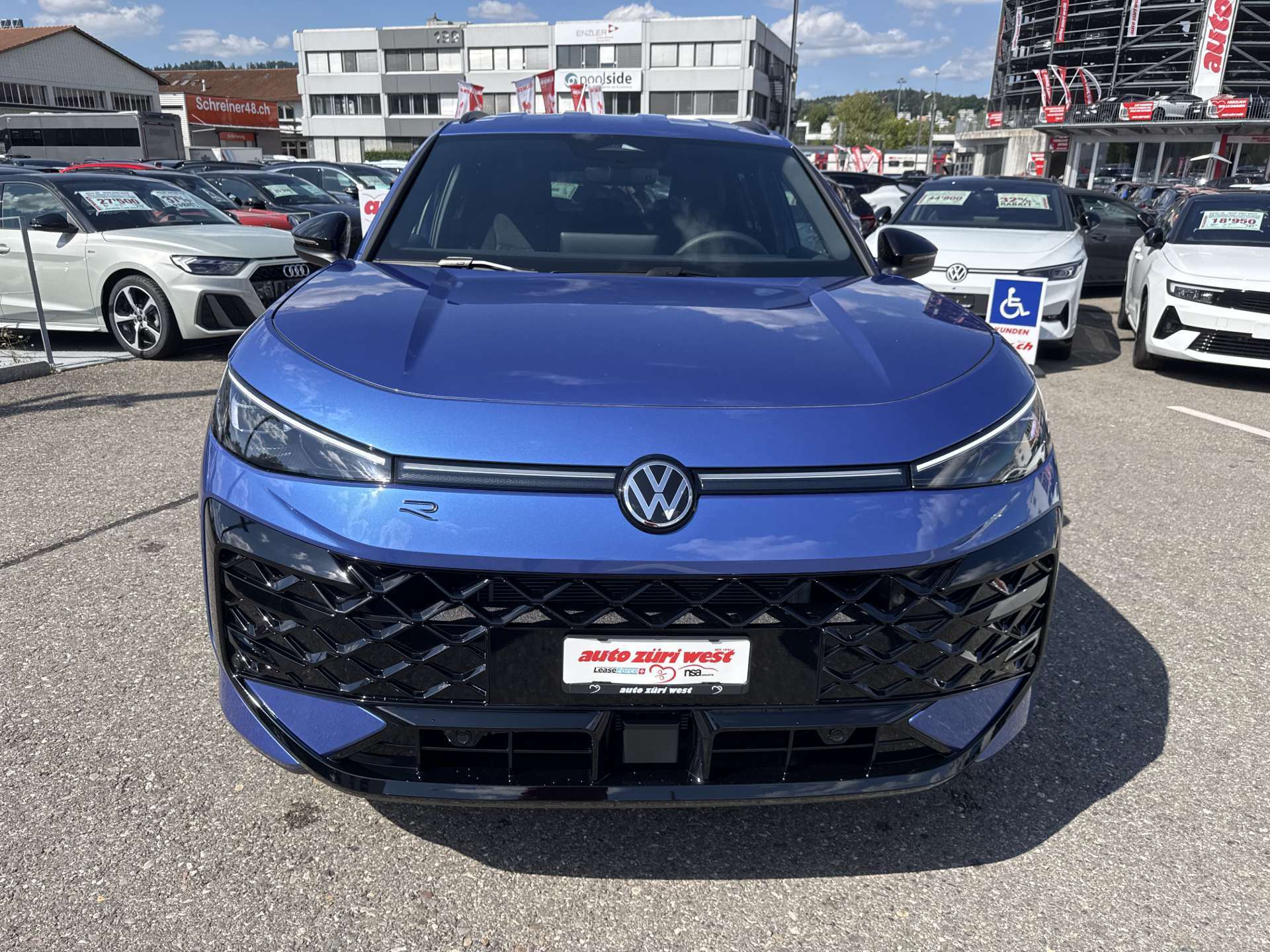 VW T-Roc 1.5 eTSi mHEV R-Line DSG-Automat-image-13