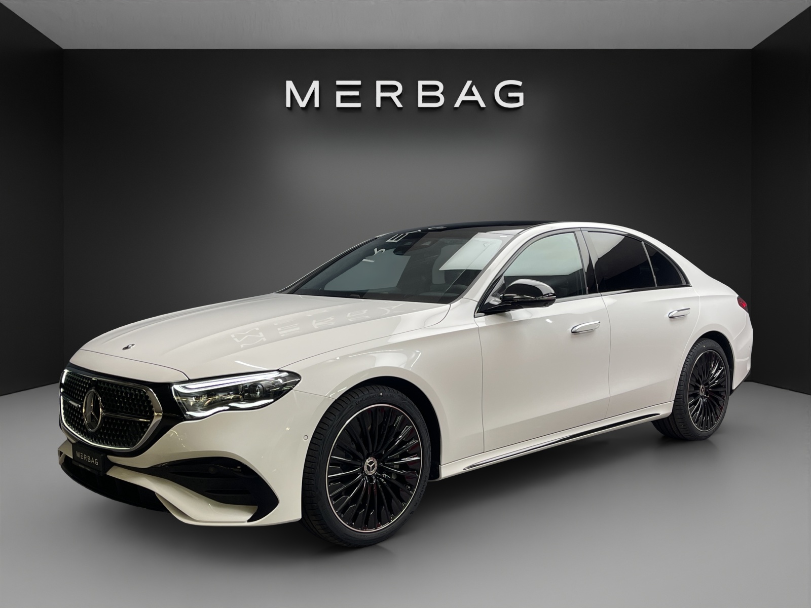 MERCEDES-BENZ E 220 d 4MATIC Limousine-image-0