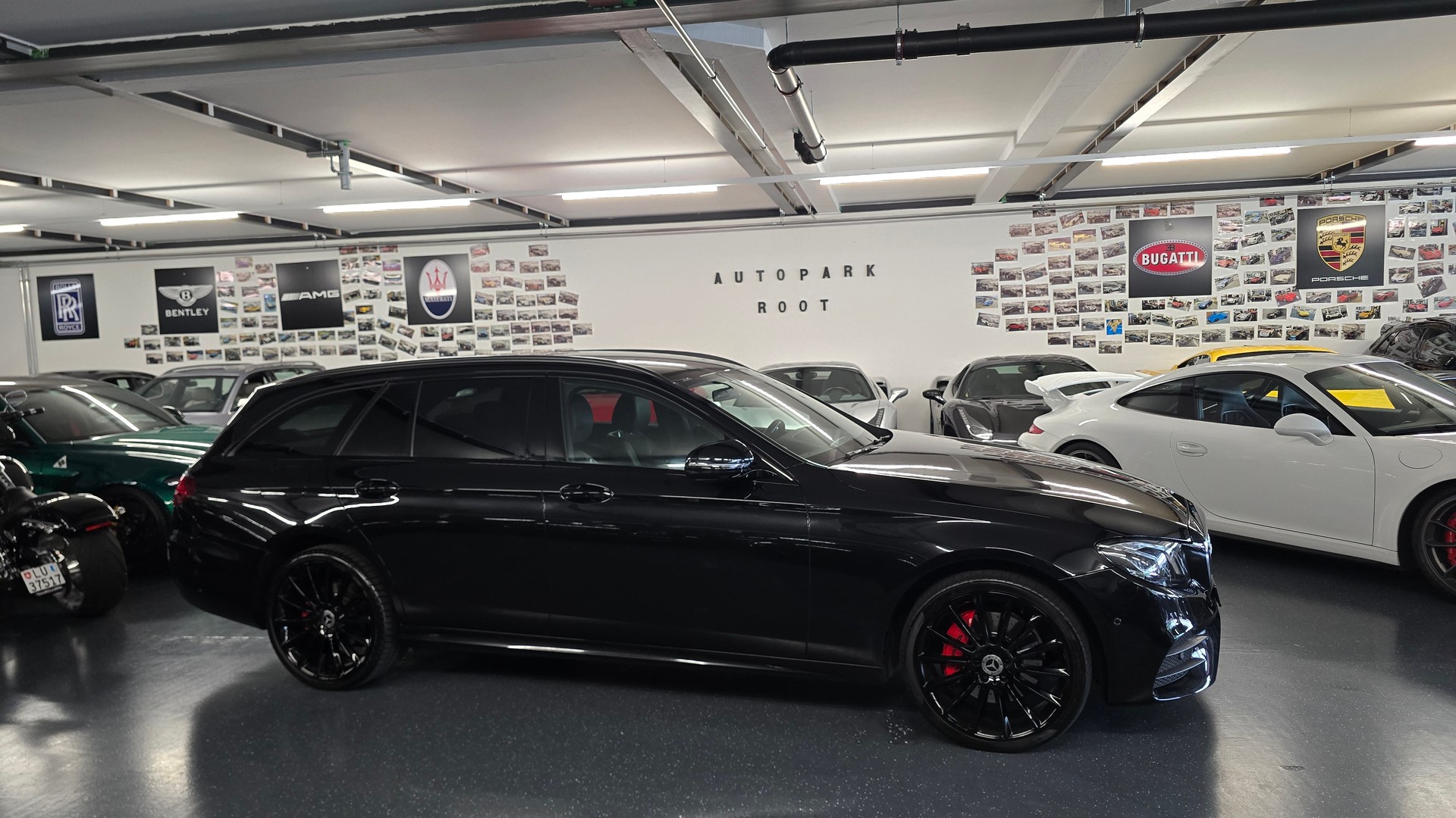MERCEDES-BENZ E 220 d AMG Line 4Matic 9G-Tronic-image-3