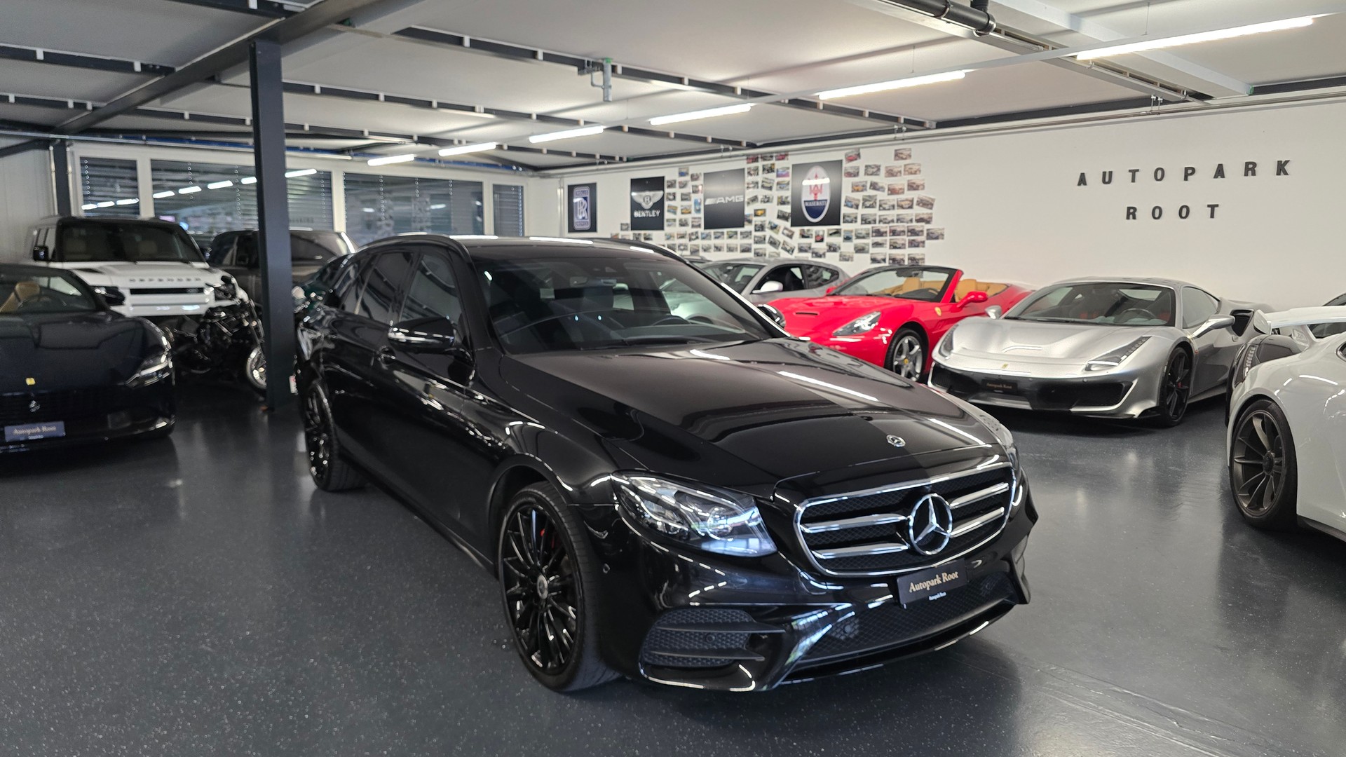 MERCEDES-BENZ E 220 d AMG Line 4Matic 9G-Tronic-image-1