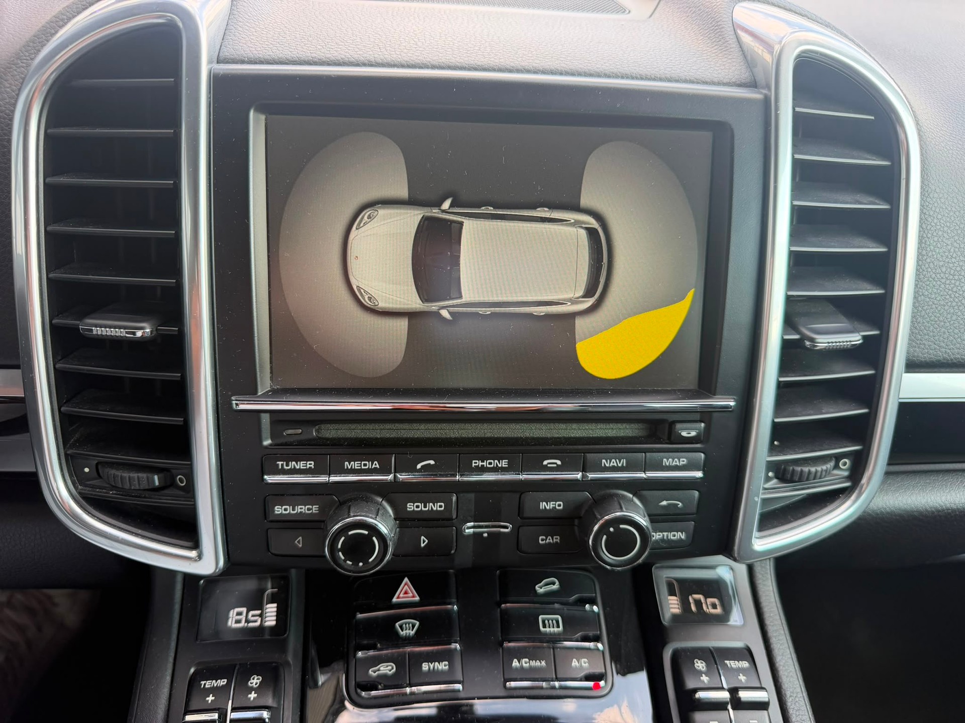 PORSCHE Cayenne Tiptronic-image-10