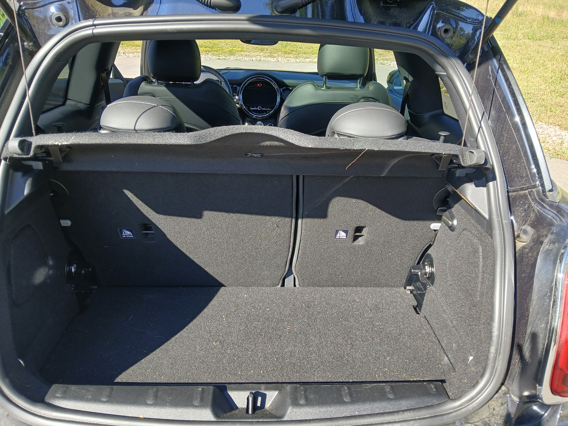 MINI Cooper SE-image-4