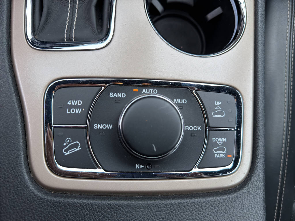 JEEP Grand Cherokee 3.0 CRD 250 Overland-image-12