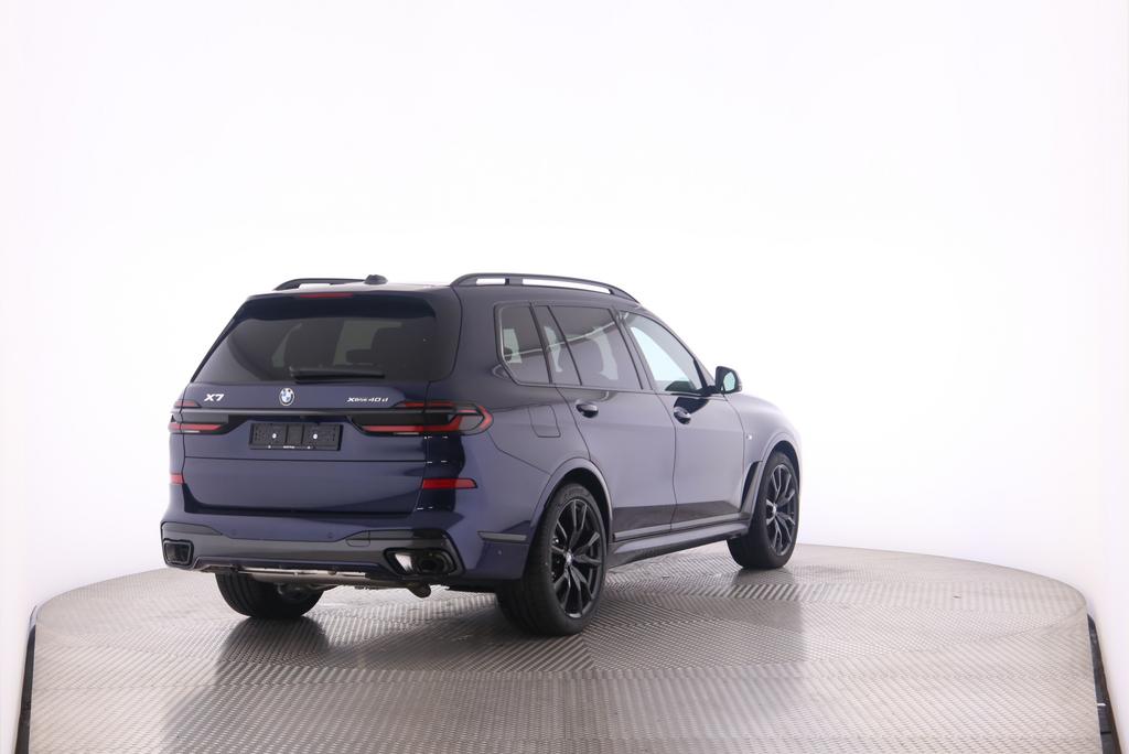 BMW X7 40d xDrive-image-12