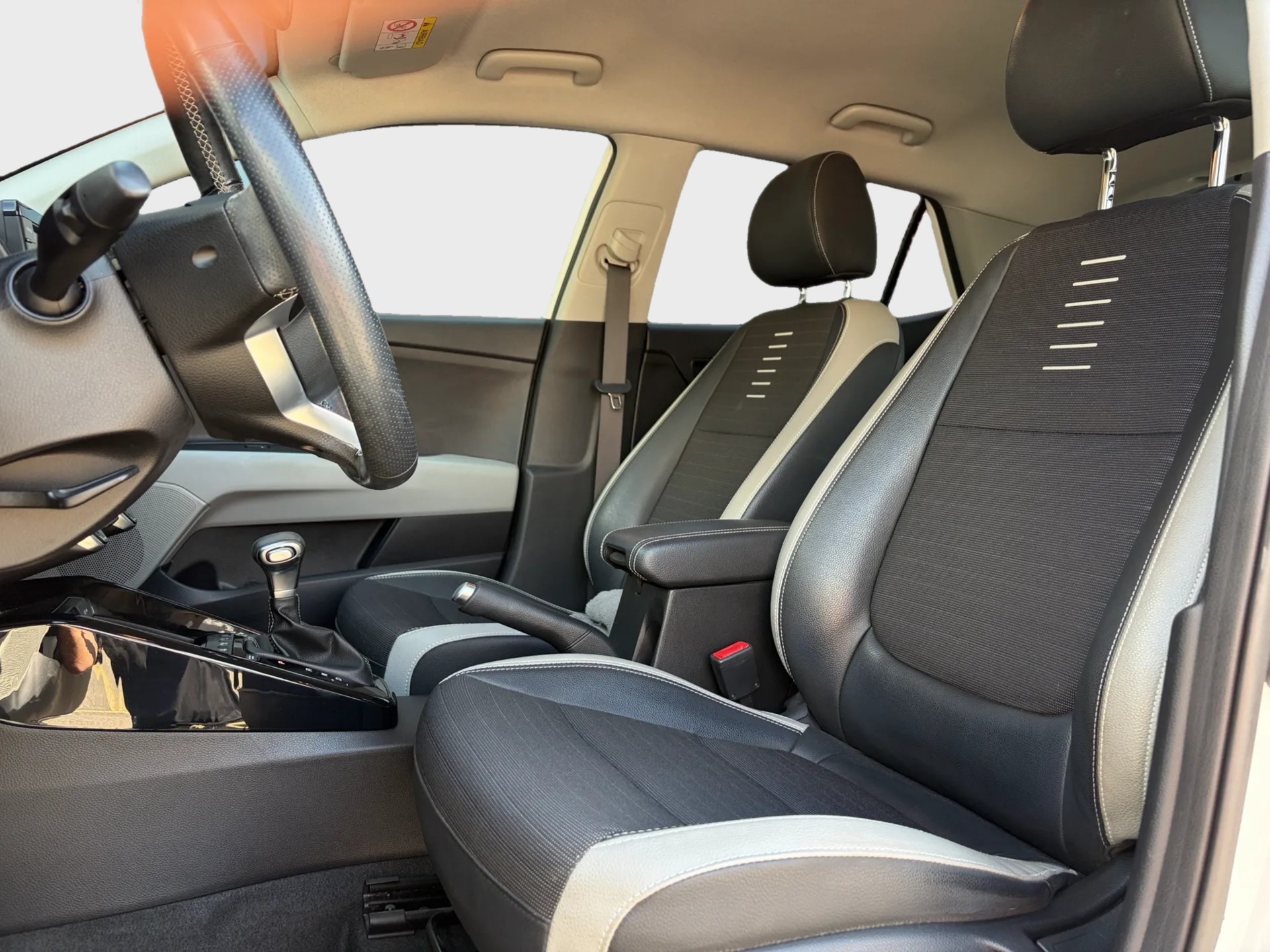 KIA Stonic 1.0 T-GDi-image-10