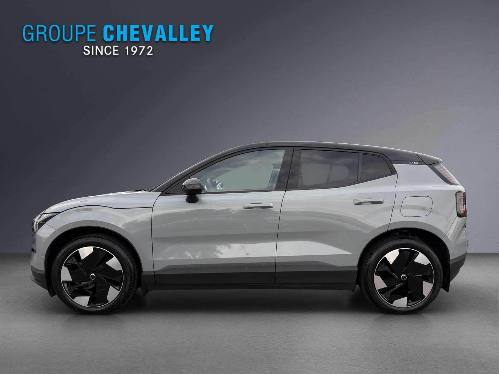 VOLVO EX30 E60 69kWh Single Motor Extended Range Ultra-image-2