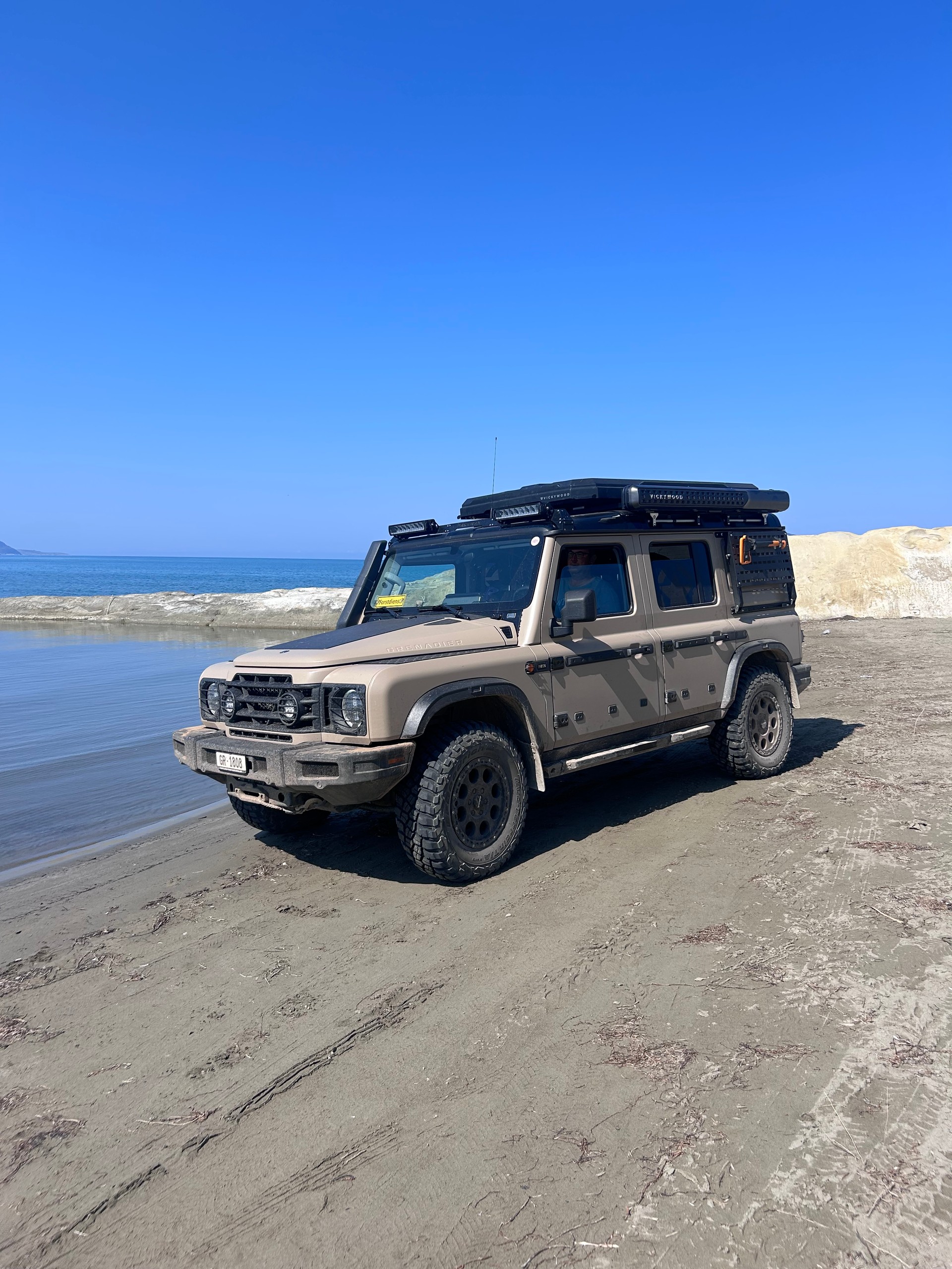 INEOS Grenadier Utility Wagon 3.0 Twin Turbo Diesel by capricorntrucks.ch-image-28