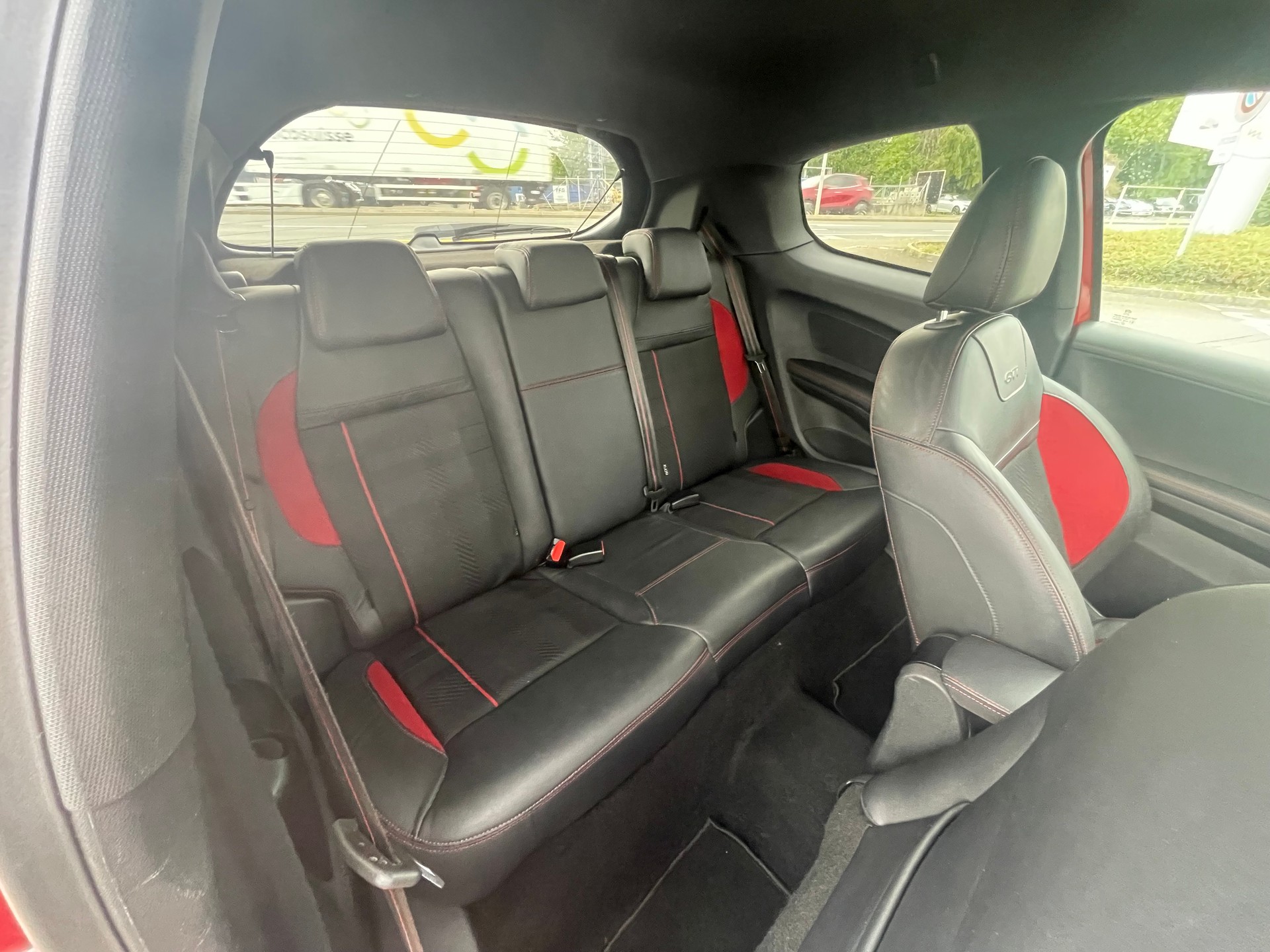 PEUGEOT 208 1.6 Turbo GTi Sport-image-10
