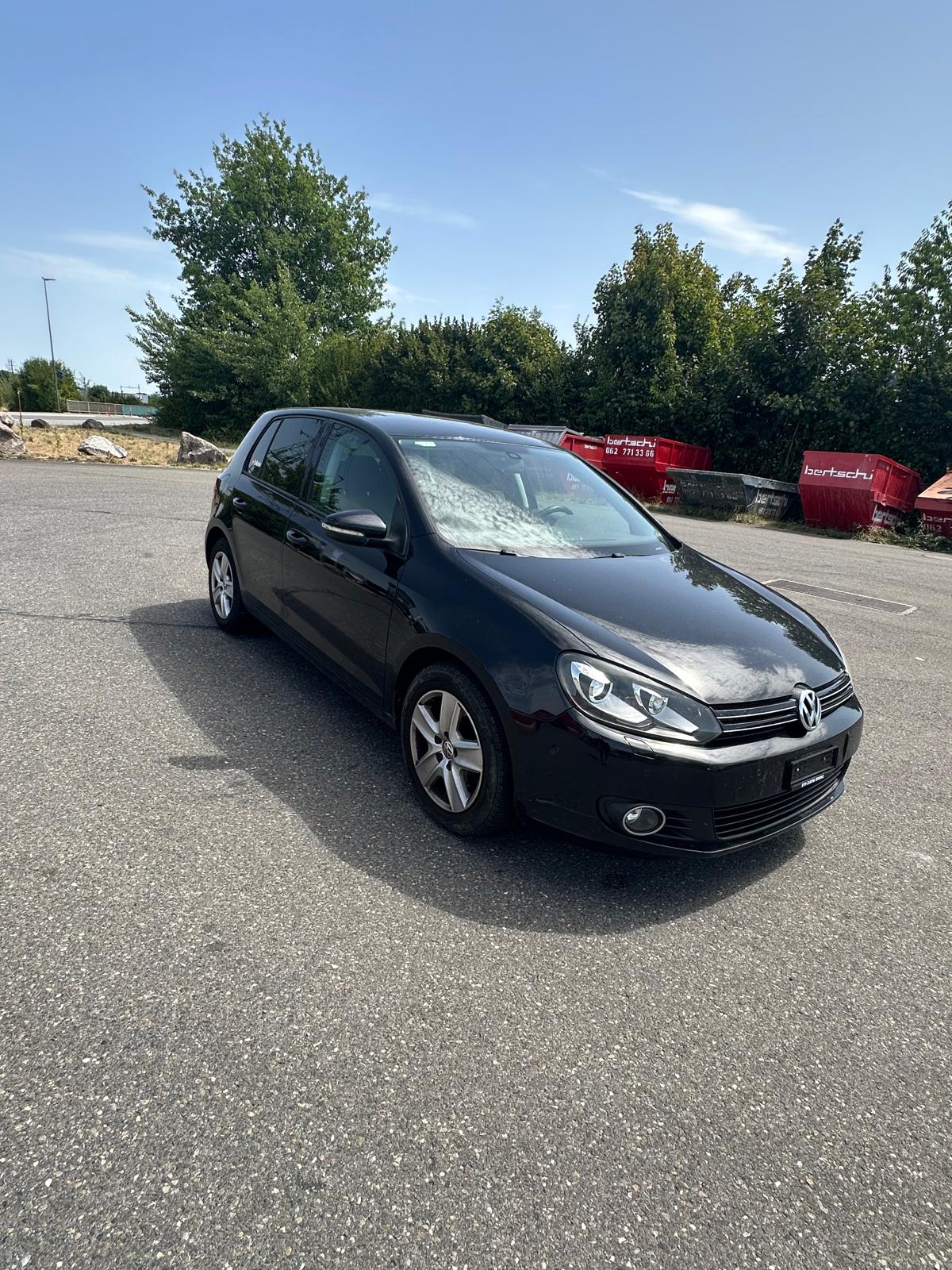 VW Golf 1.4 TSI Trendline-image-1