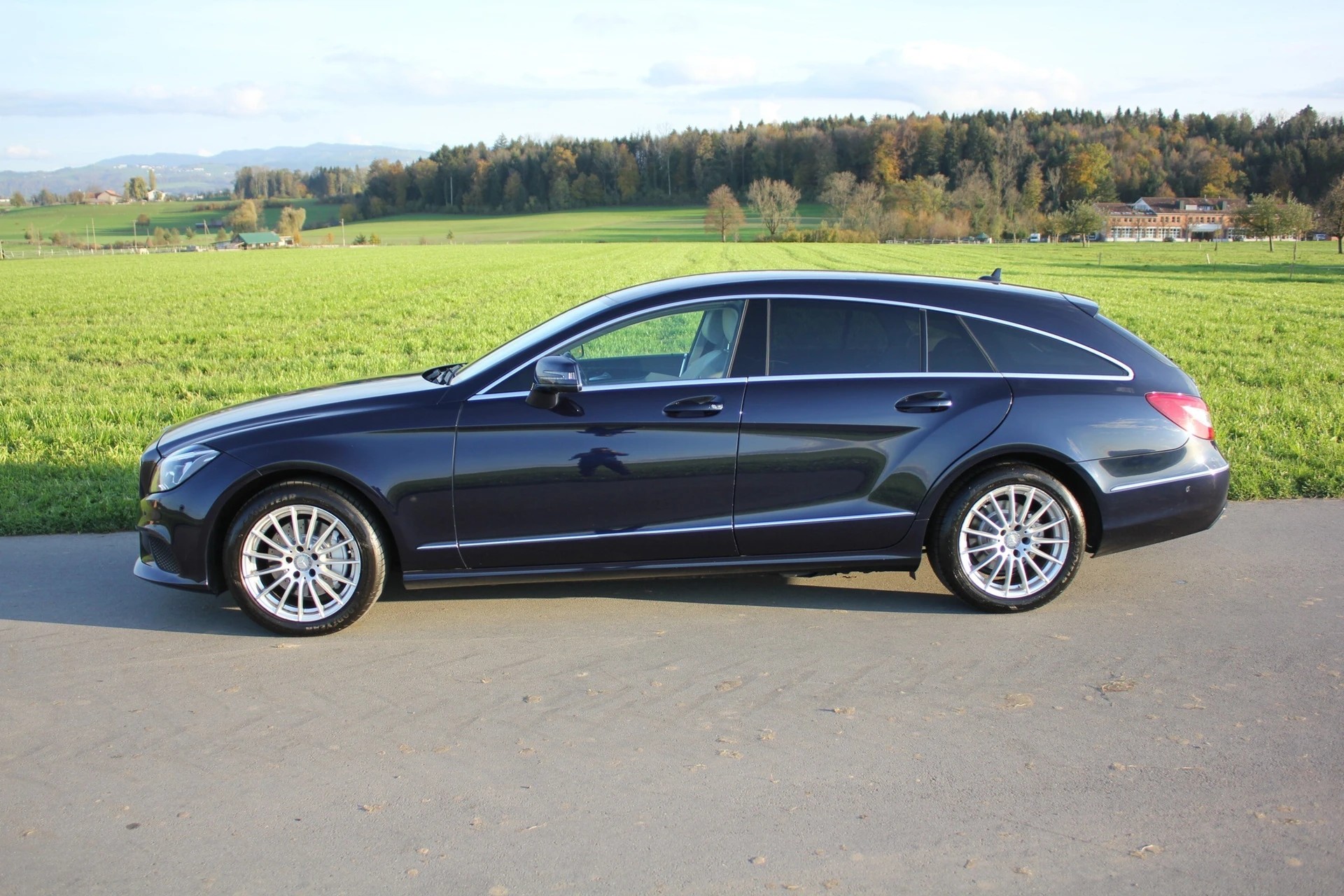 MERCEDES-BENZ CLS Shooting Brake 250 BlueTEC 4Matic 7G-Tronic-image-4