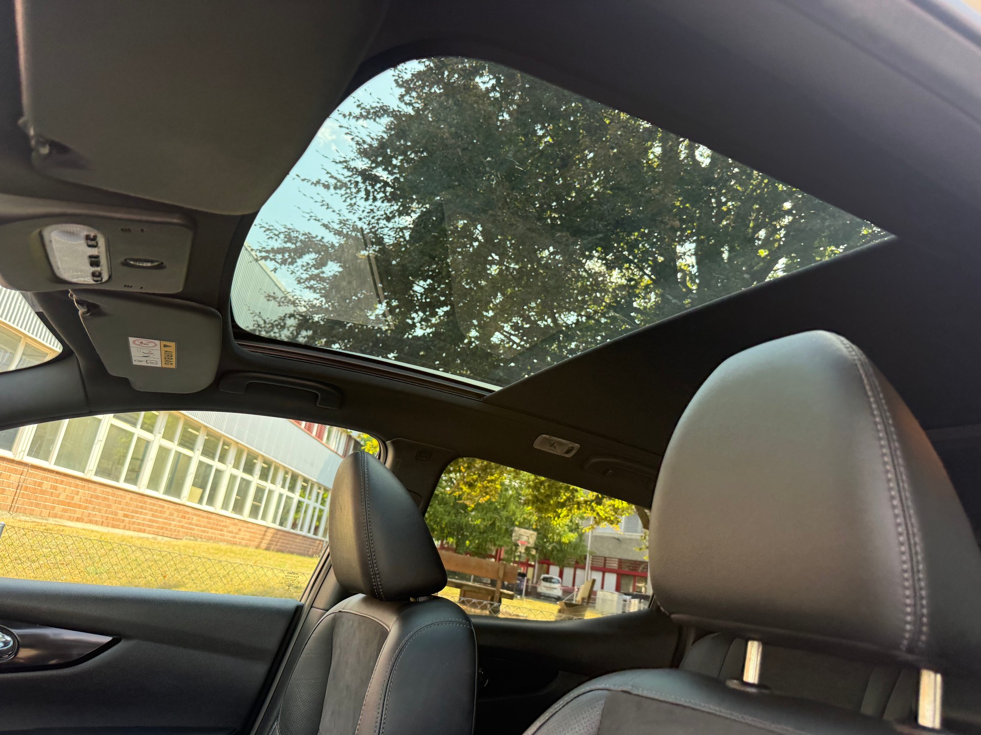 NISSAN Qashqai 1.5 dCi tekna-image-10