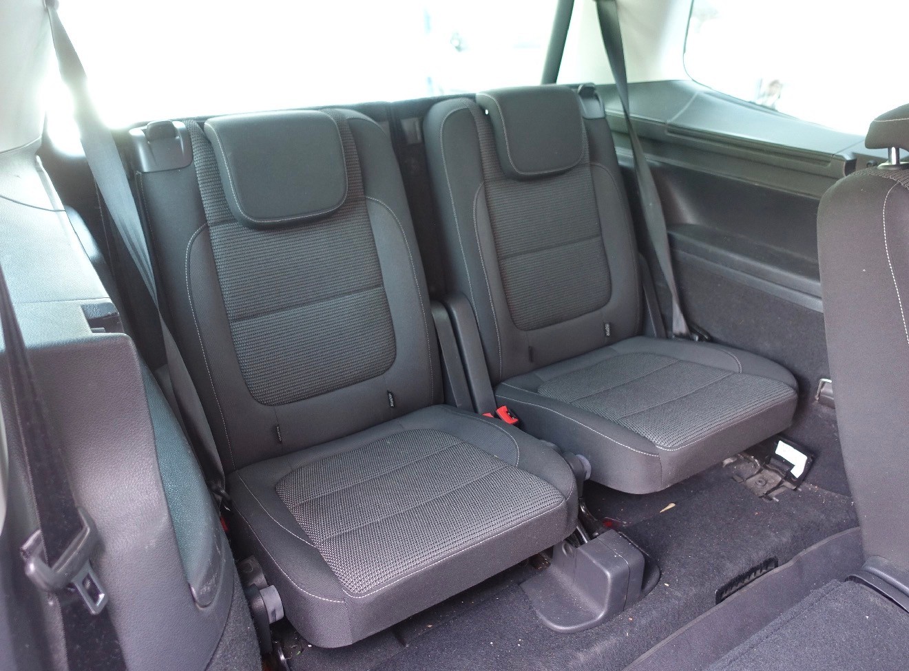 VW Sharan 2.0 TDI BMT Comfortline DSG-image-7
