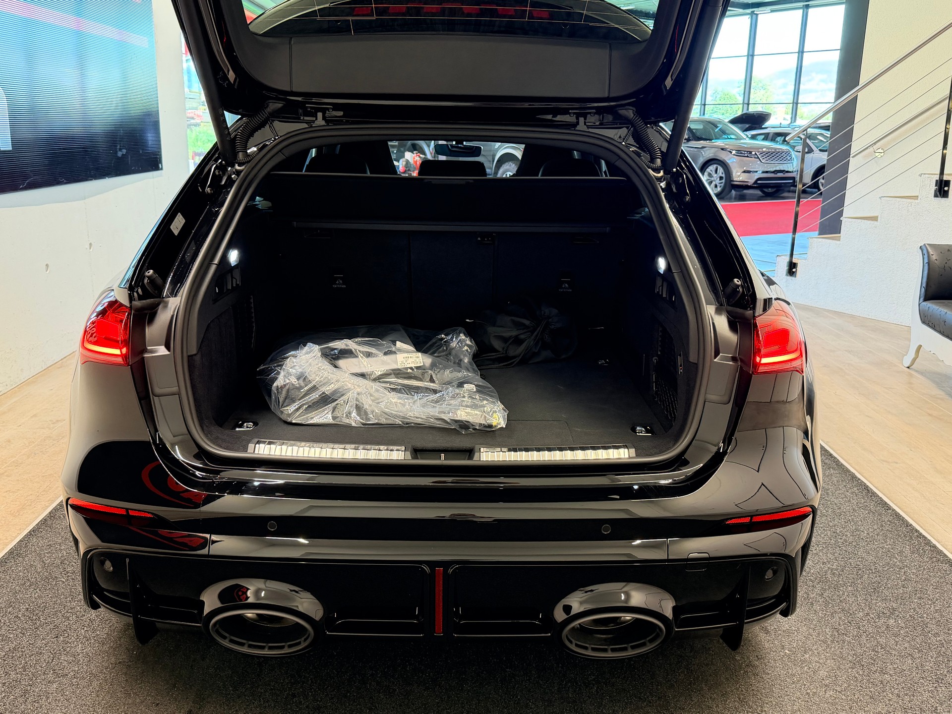 AUDI RS 5 Avant TFSI 470 kW Tiptronic quattro-image-11