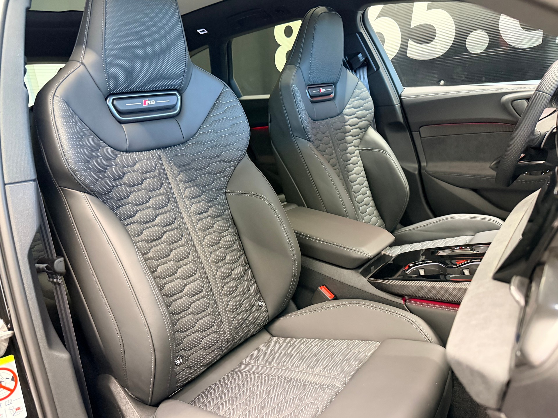 AUDI RS 5 Avant TFSI 470 kW Tiptronic quattro-image-25