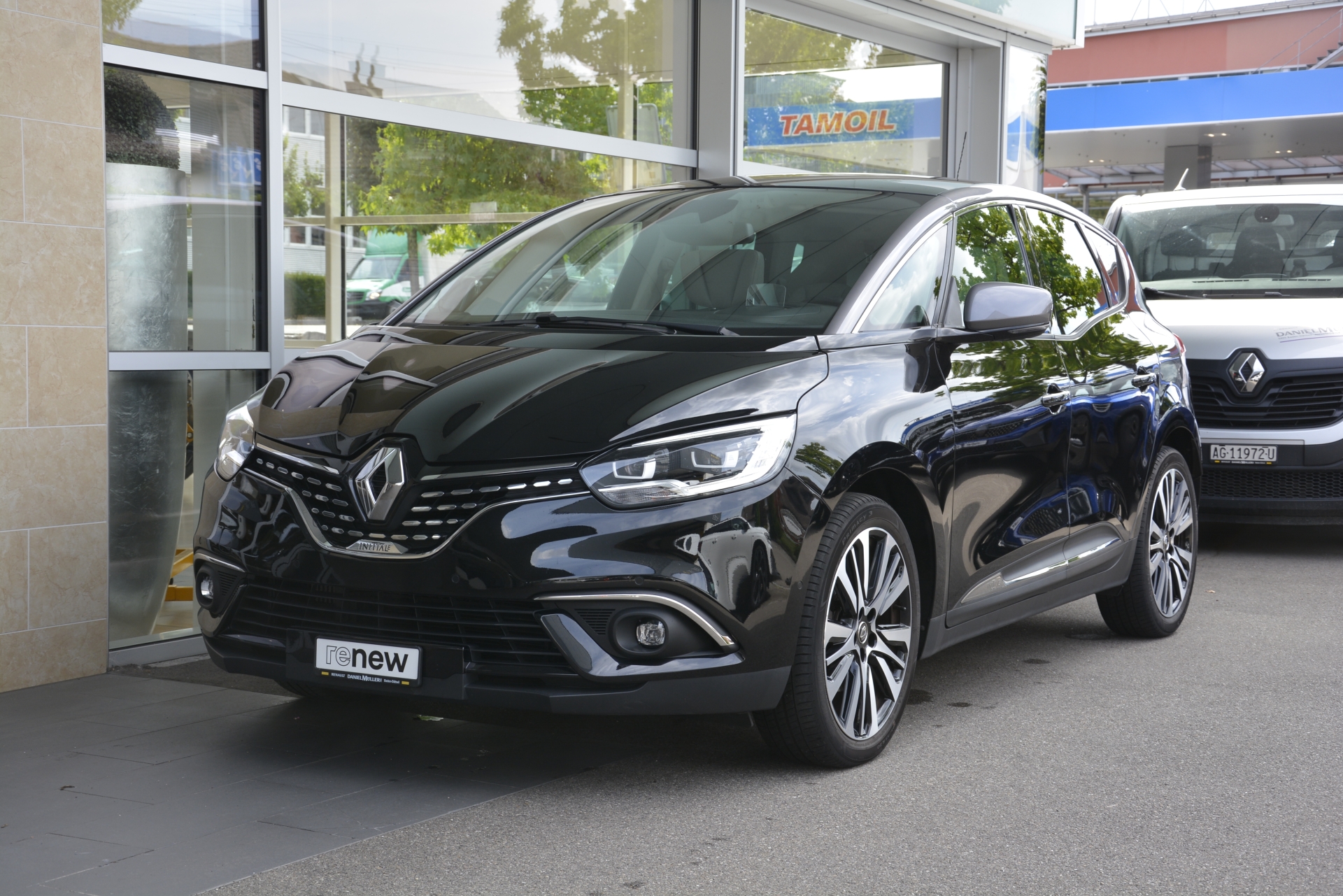 RENAULT Scenic 1.3 TCe 160 Initiale EDC-image-0
