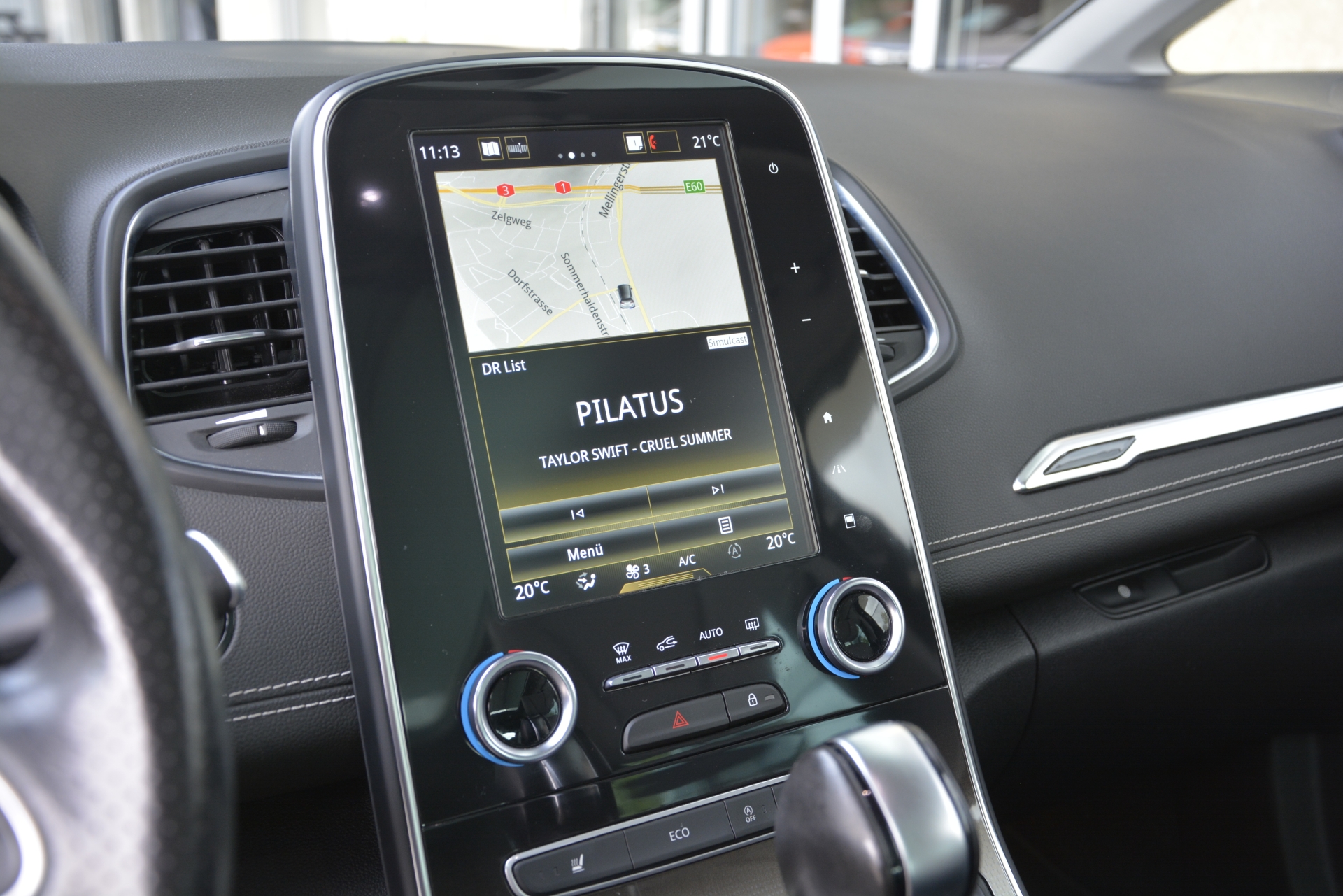 RENAULT Scenic 1.3 TCe 160 Initiale EDC-image-9
