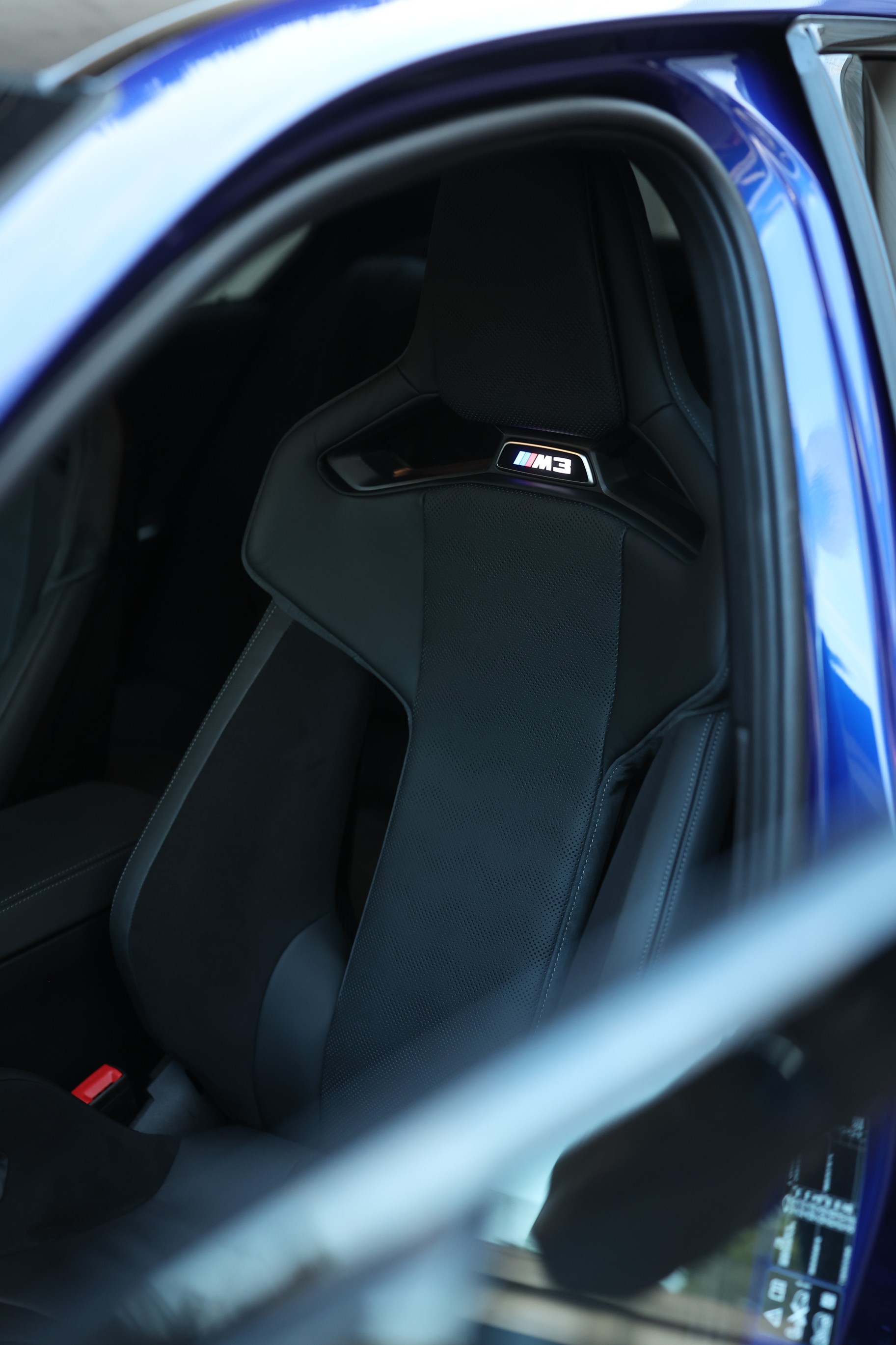 BMW M3 Competition xDrive-image-5