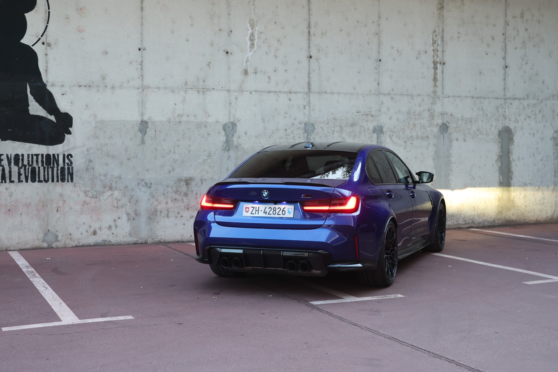 BMW M3 Competition xDrive-image-2