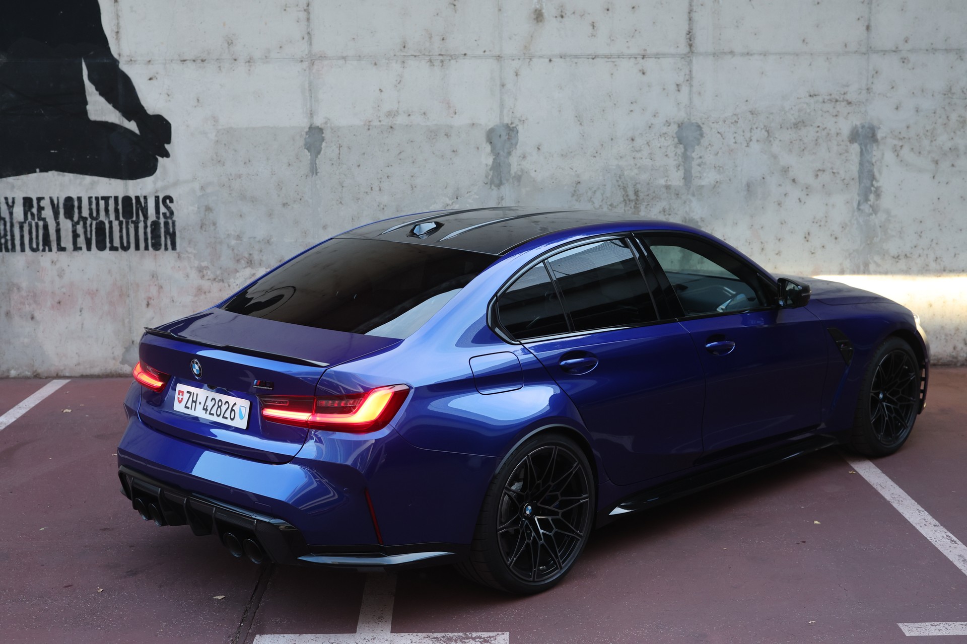 BMW M3 Competition xDrive-image-1