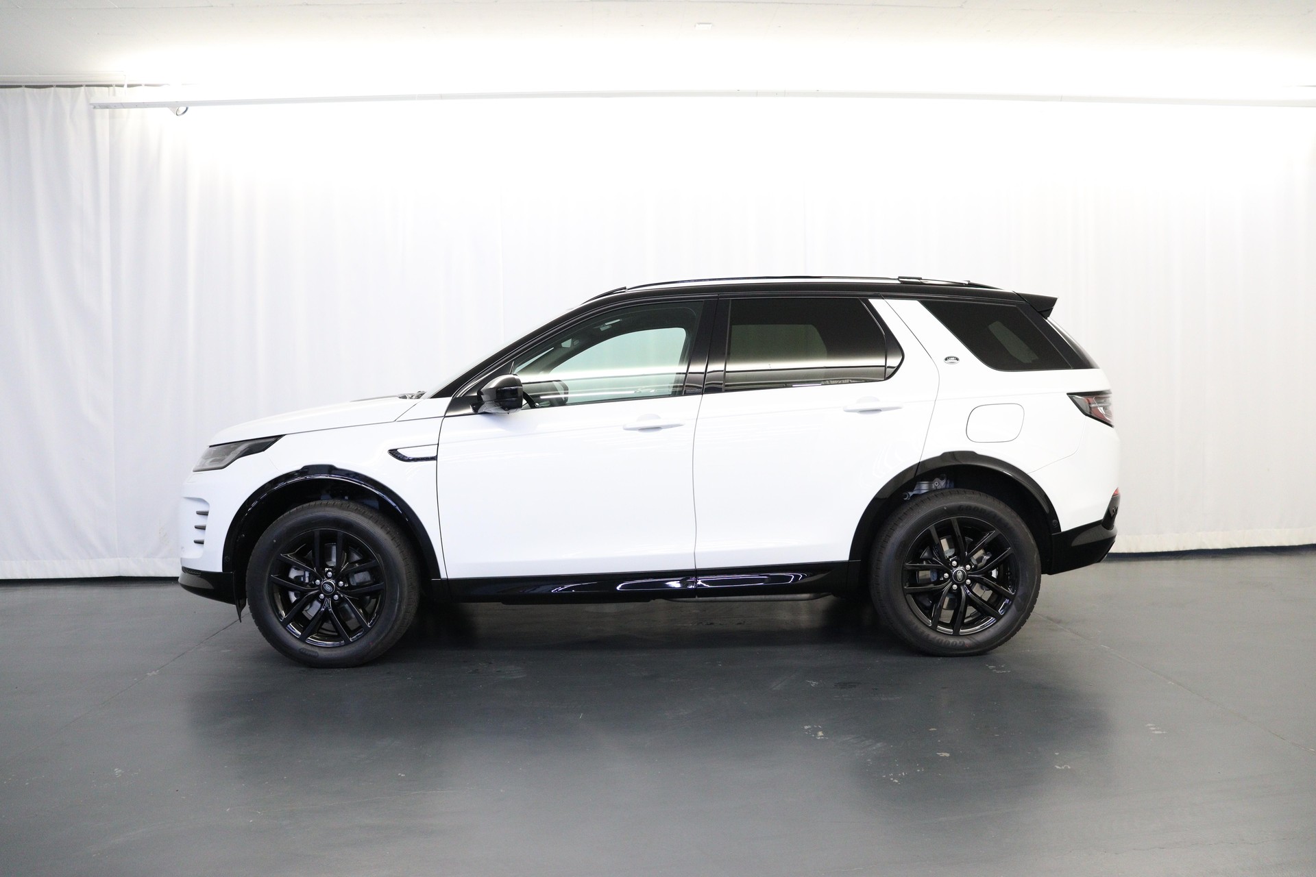 LAND ROVER Discovery Sport 1.5 T 270e Dynamic SE mit AHK-image-3