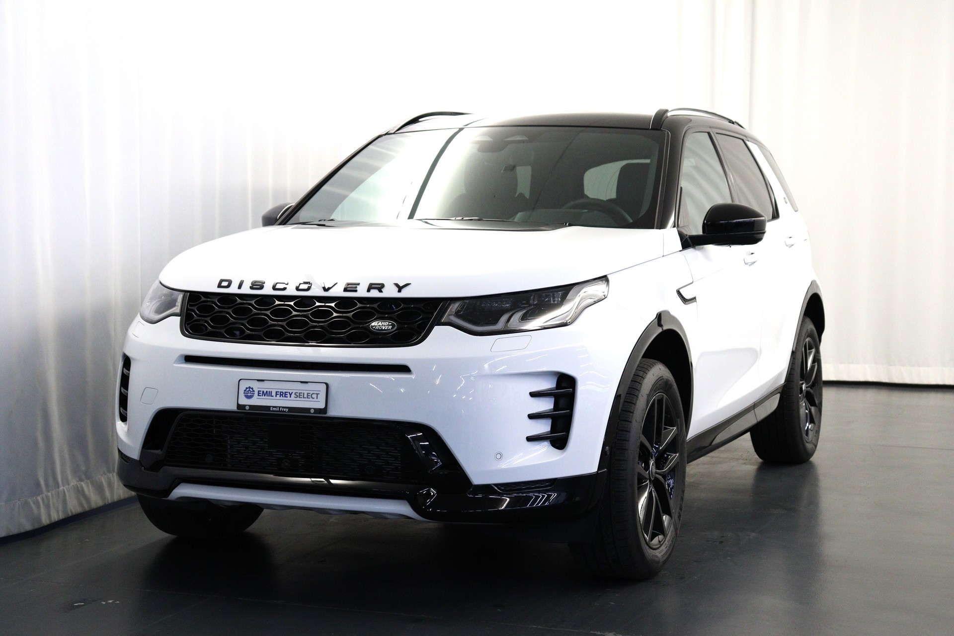 LAND ROVER Discovery Sport 1.5 T 270e Dynamic SE mit AHK-image-0