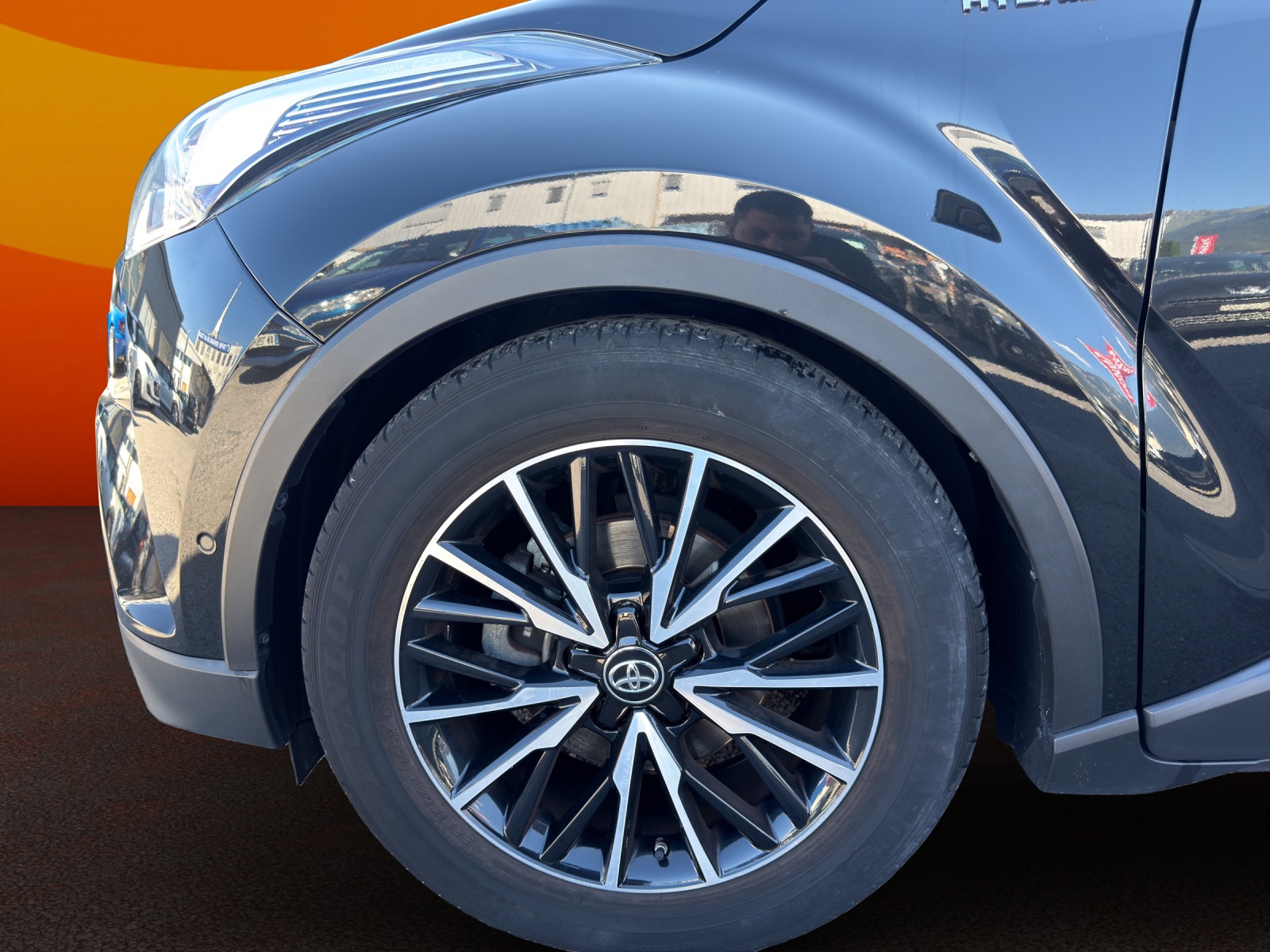 TOYOTA C-HR 1.8 HSD Trend CVT-image-13