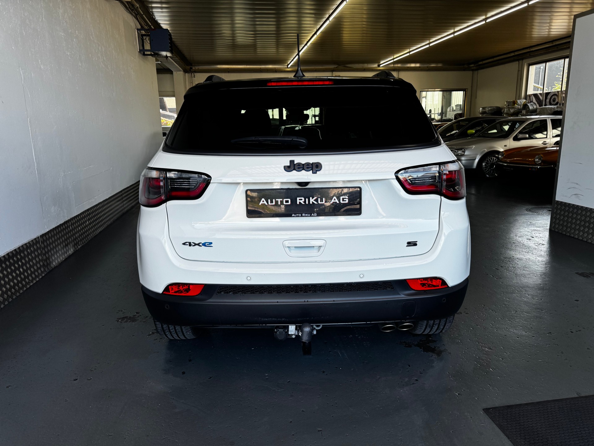 JEEP Compass 1.3 T PHEV S AWD-image-10