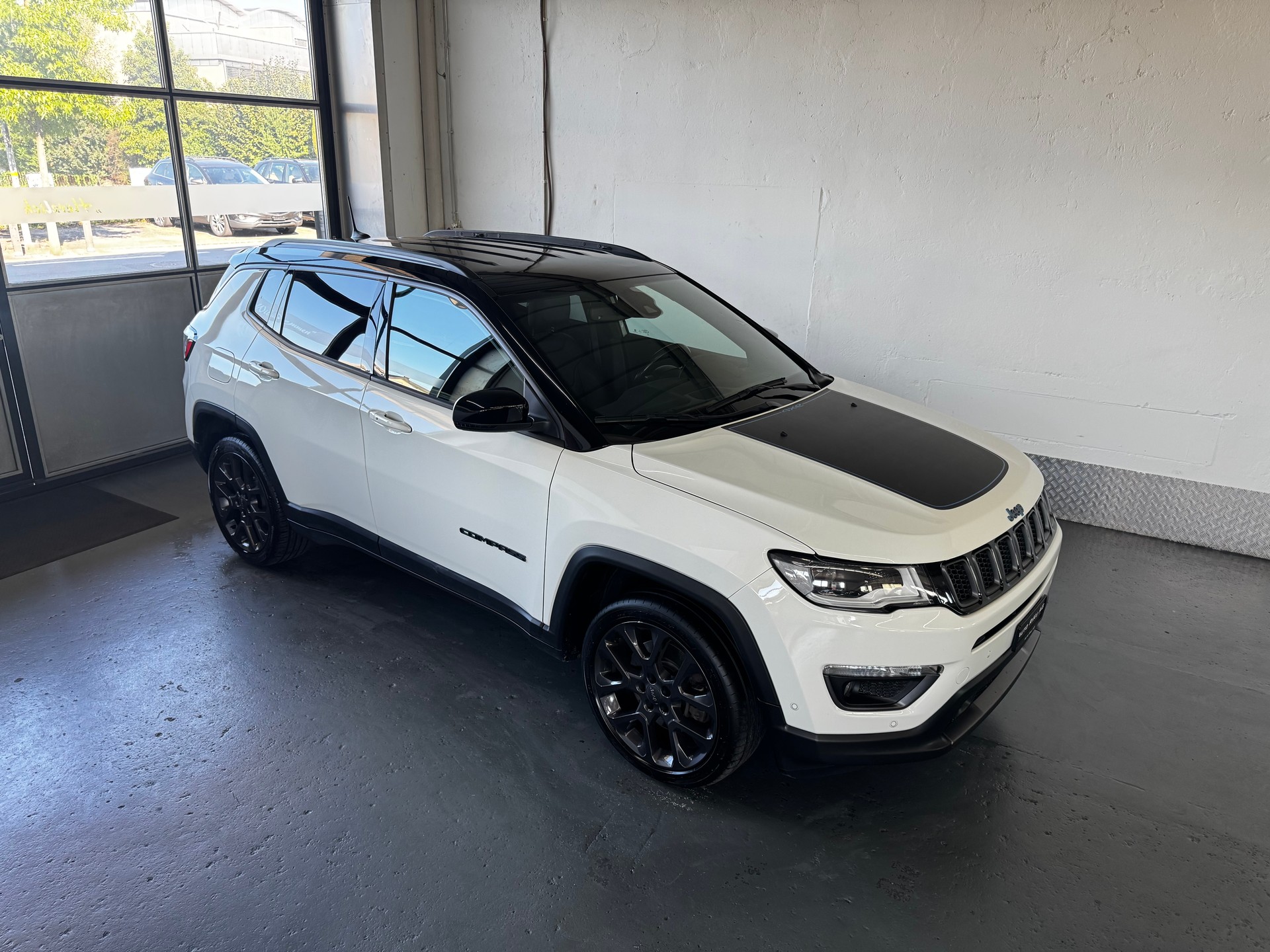JEEP Compass 1.3 T PHEV S AWD-image-0