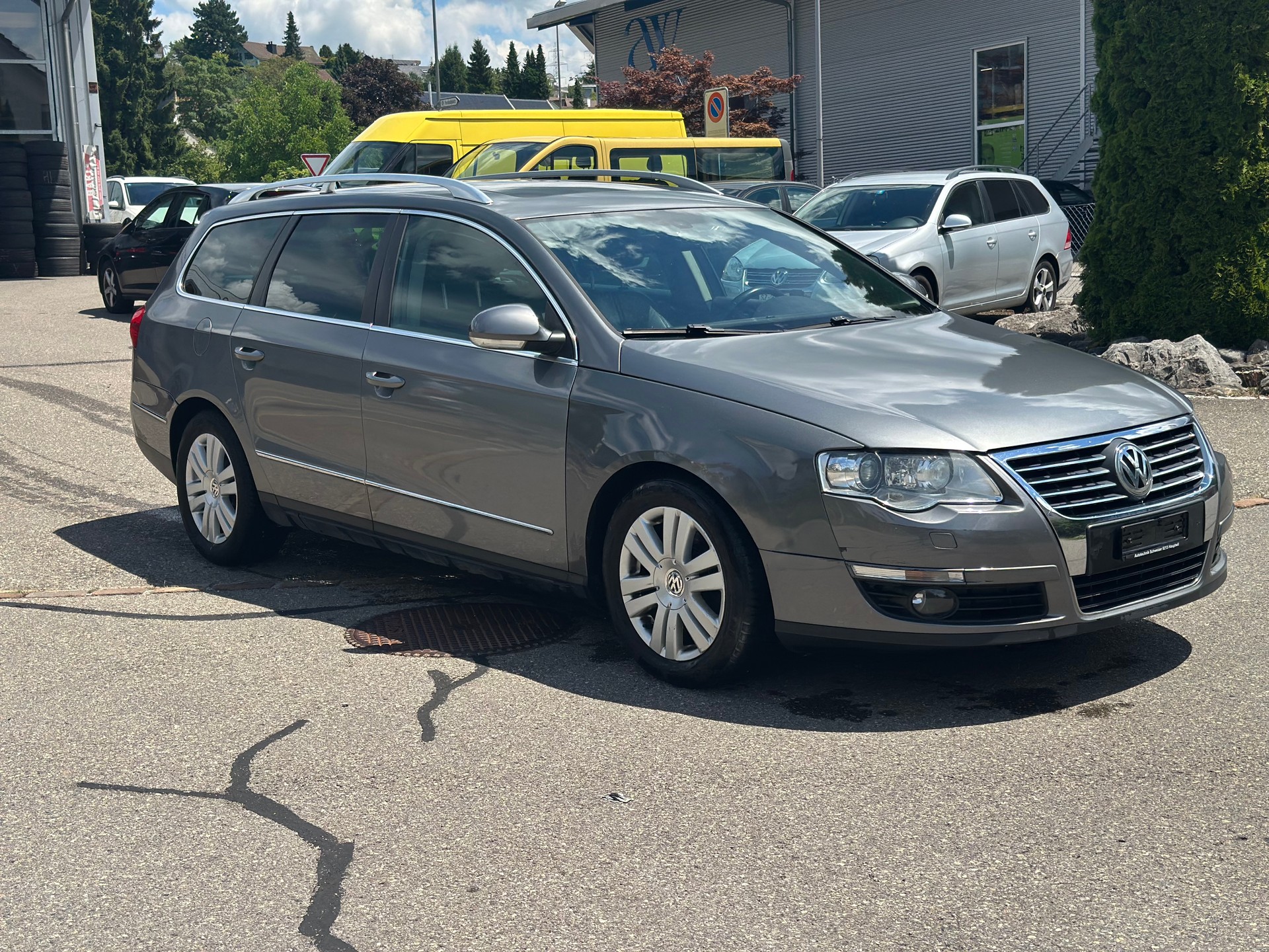 VW Passat 2.0 TDI Trendline 4Motion-image-3